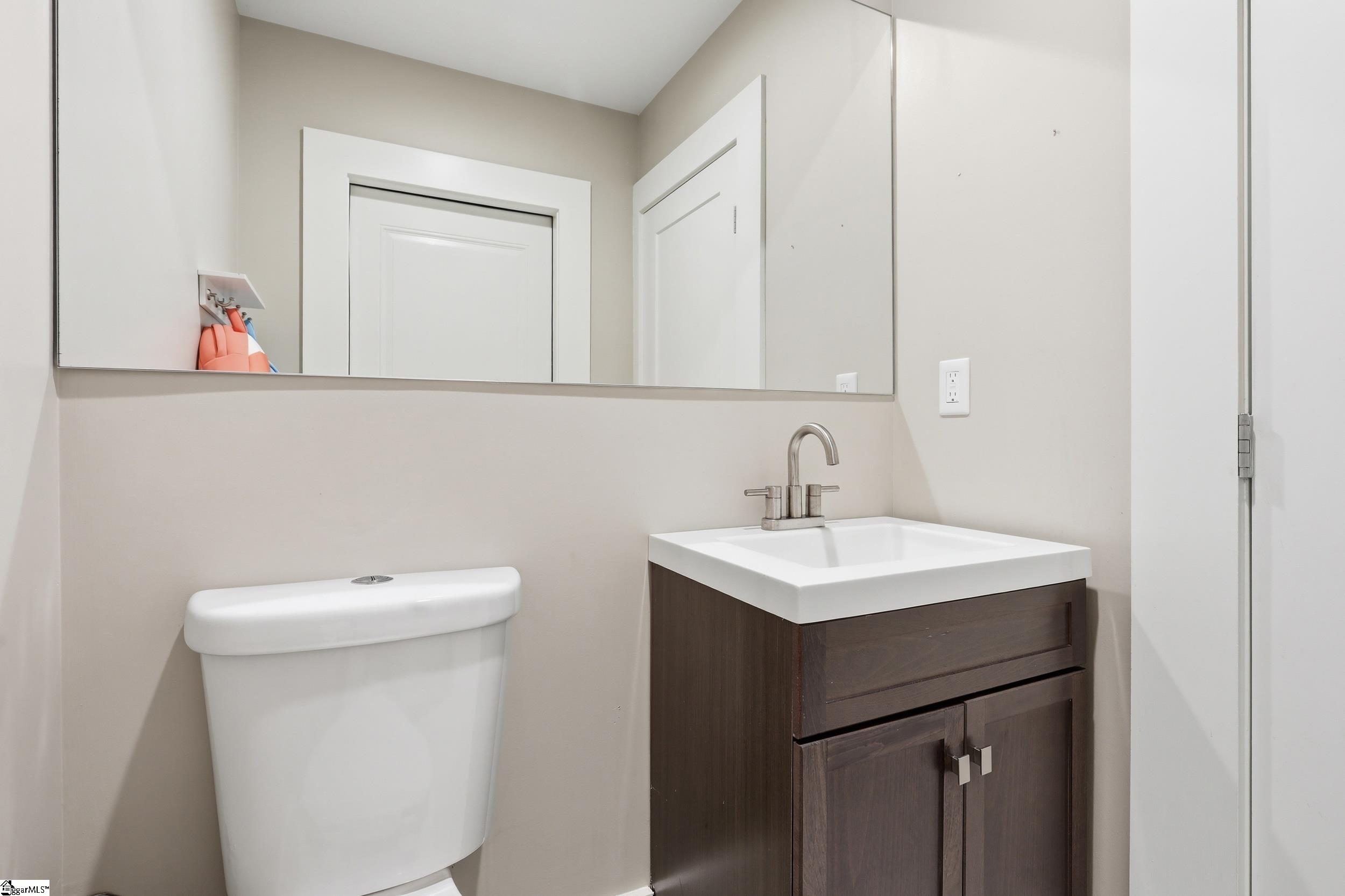 21 Parkside Drive Greenville, SC 29609