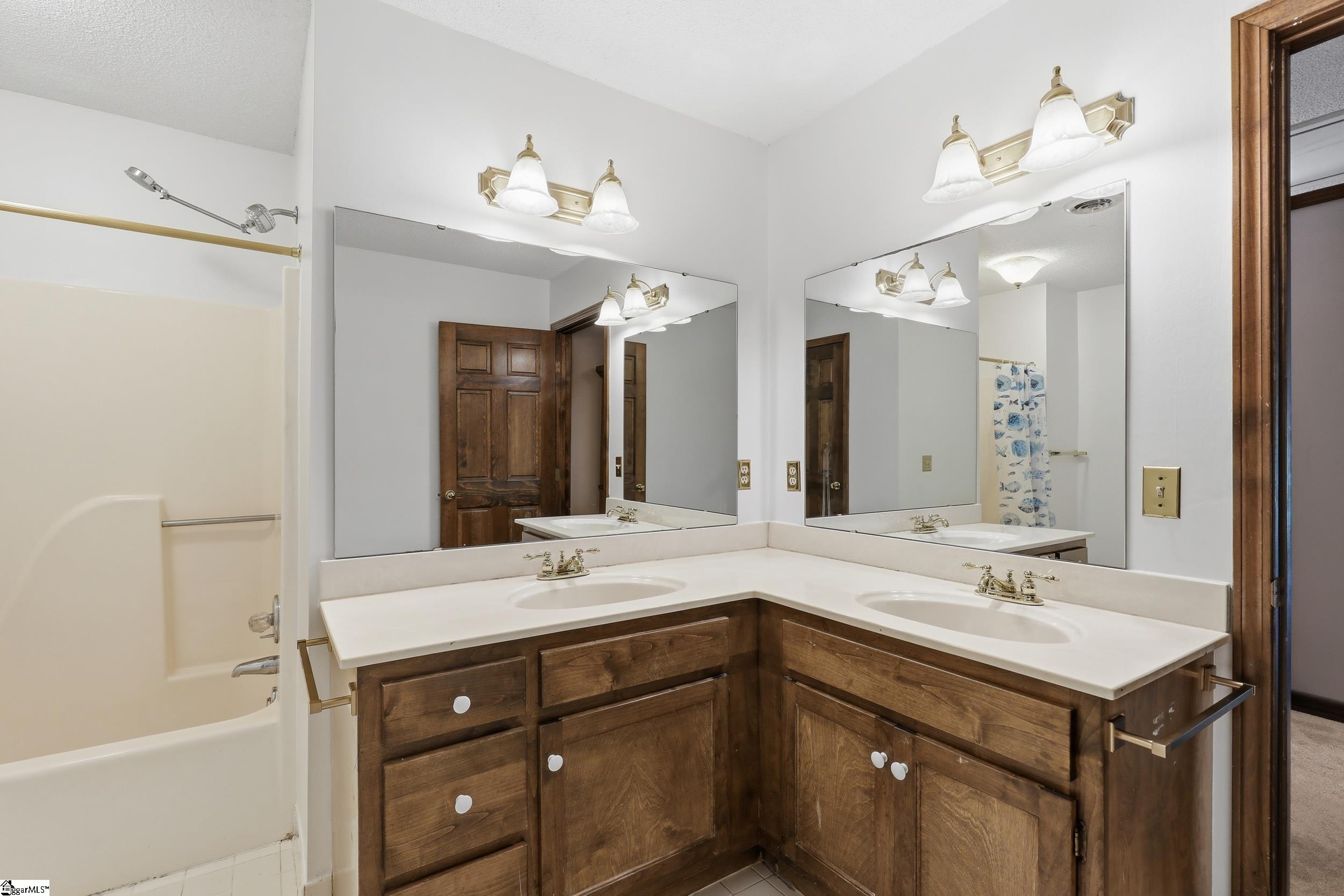 123 Sandpiper Lane Greenville, SC 29607