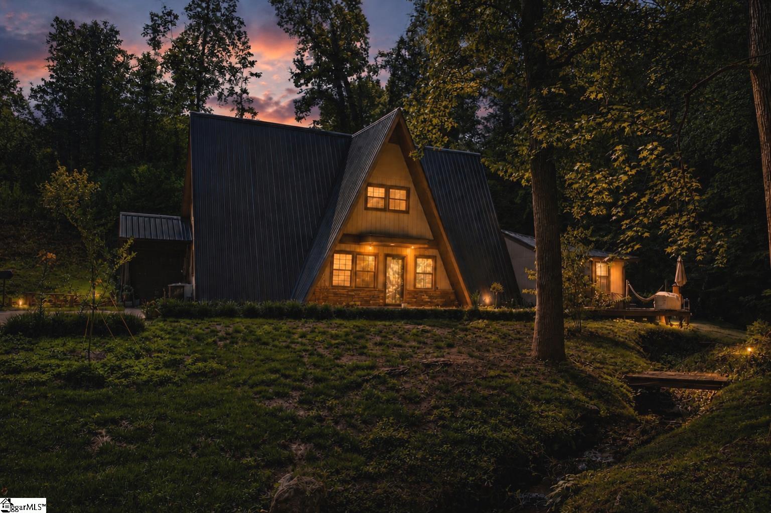 308 Charing Cross Road Taylors, SC 29687