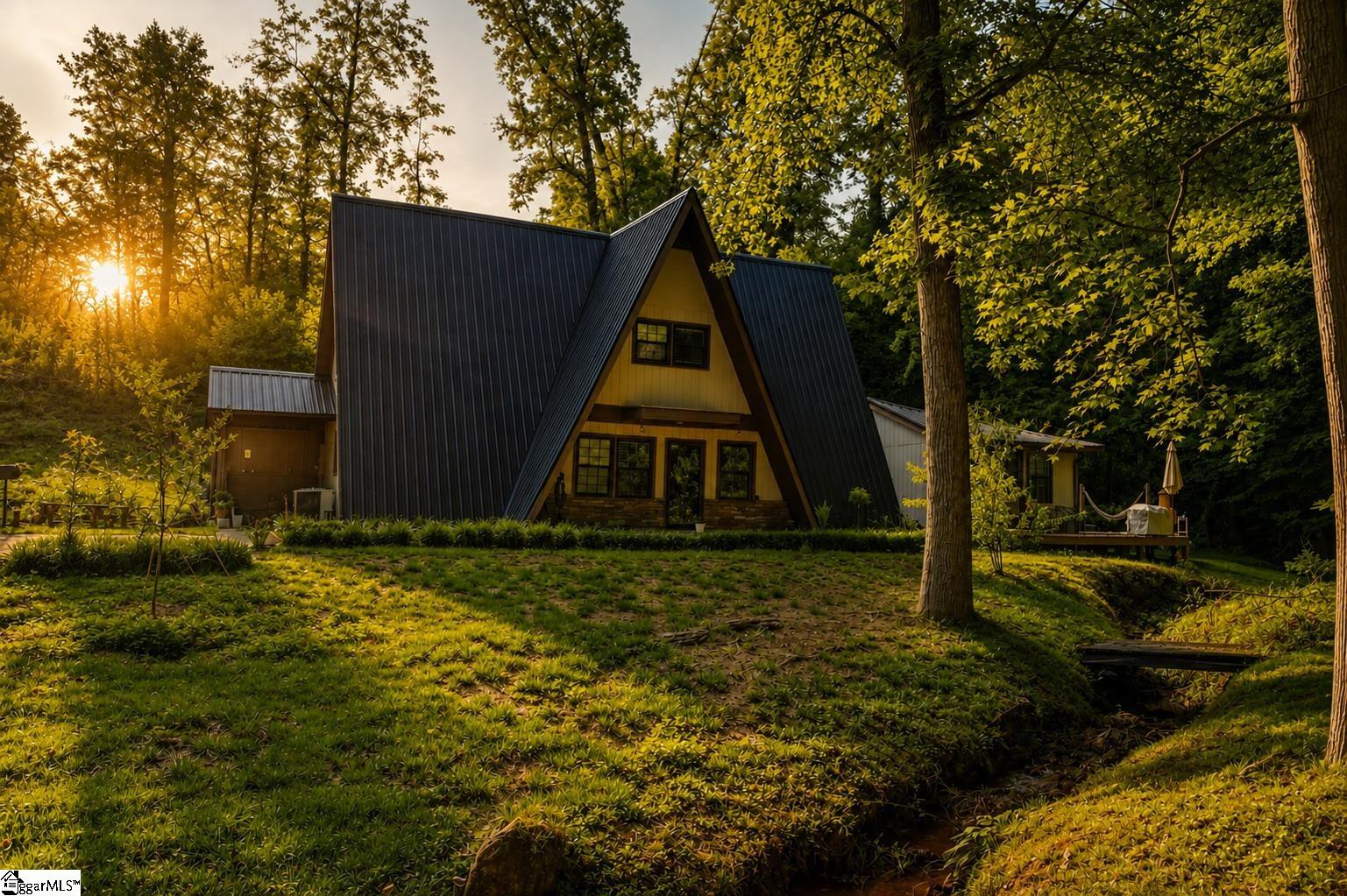 308 Charing Cross Road Taylors, SC 29687