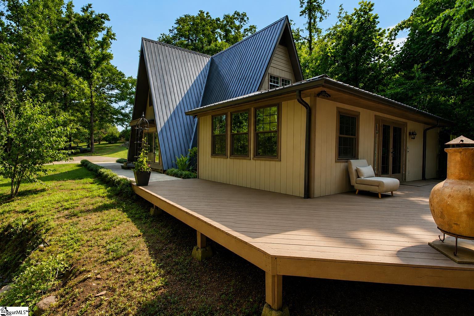 308 Charing Cross Road Taylors, SC 29687