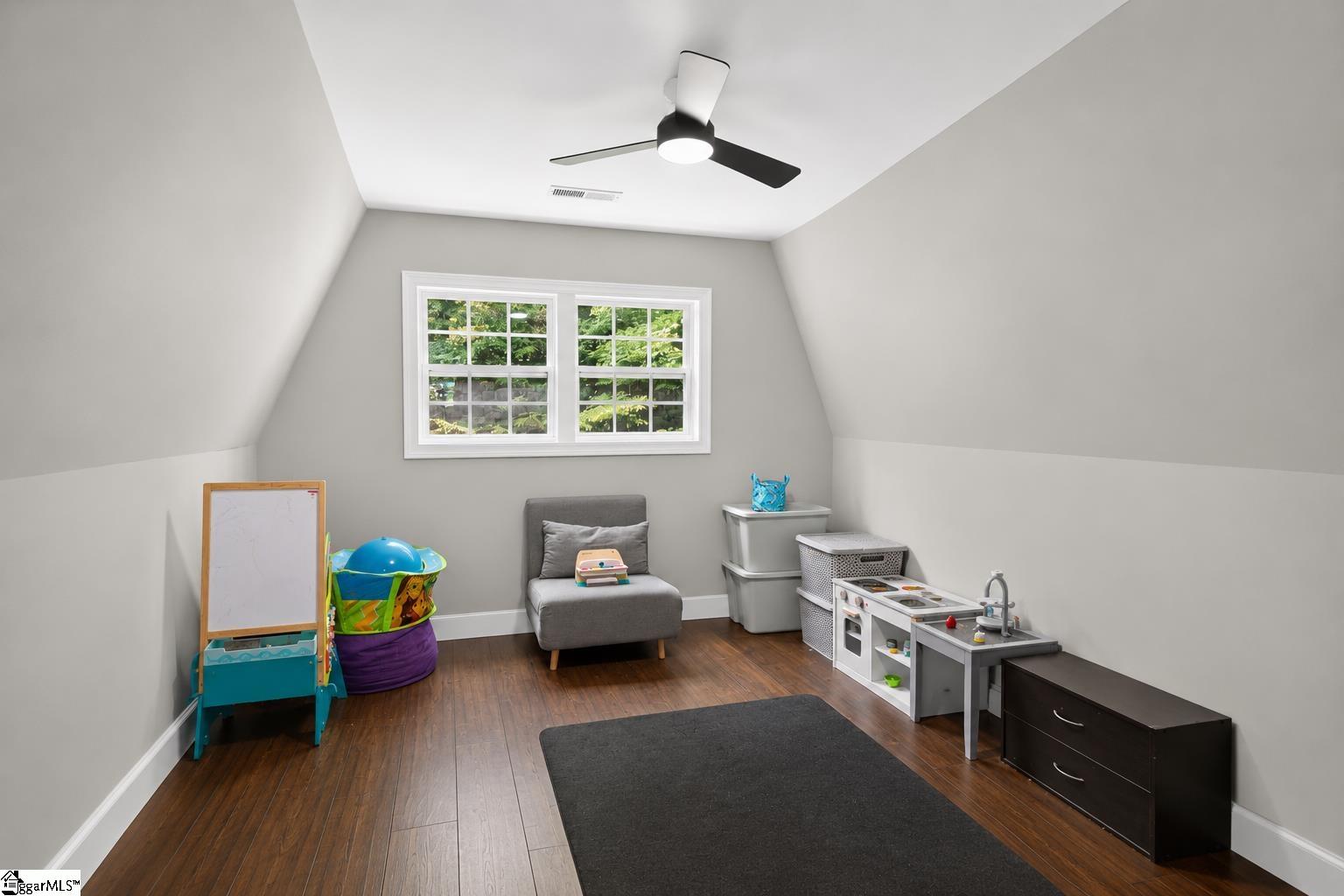 308 Charing Cross Road Taylors, SC 29687