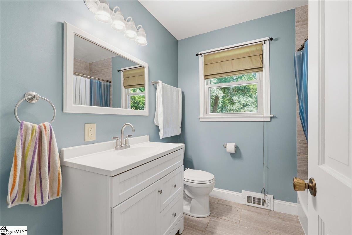 103 Autumn Drive Greenville, SC 29611