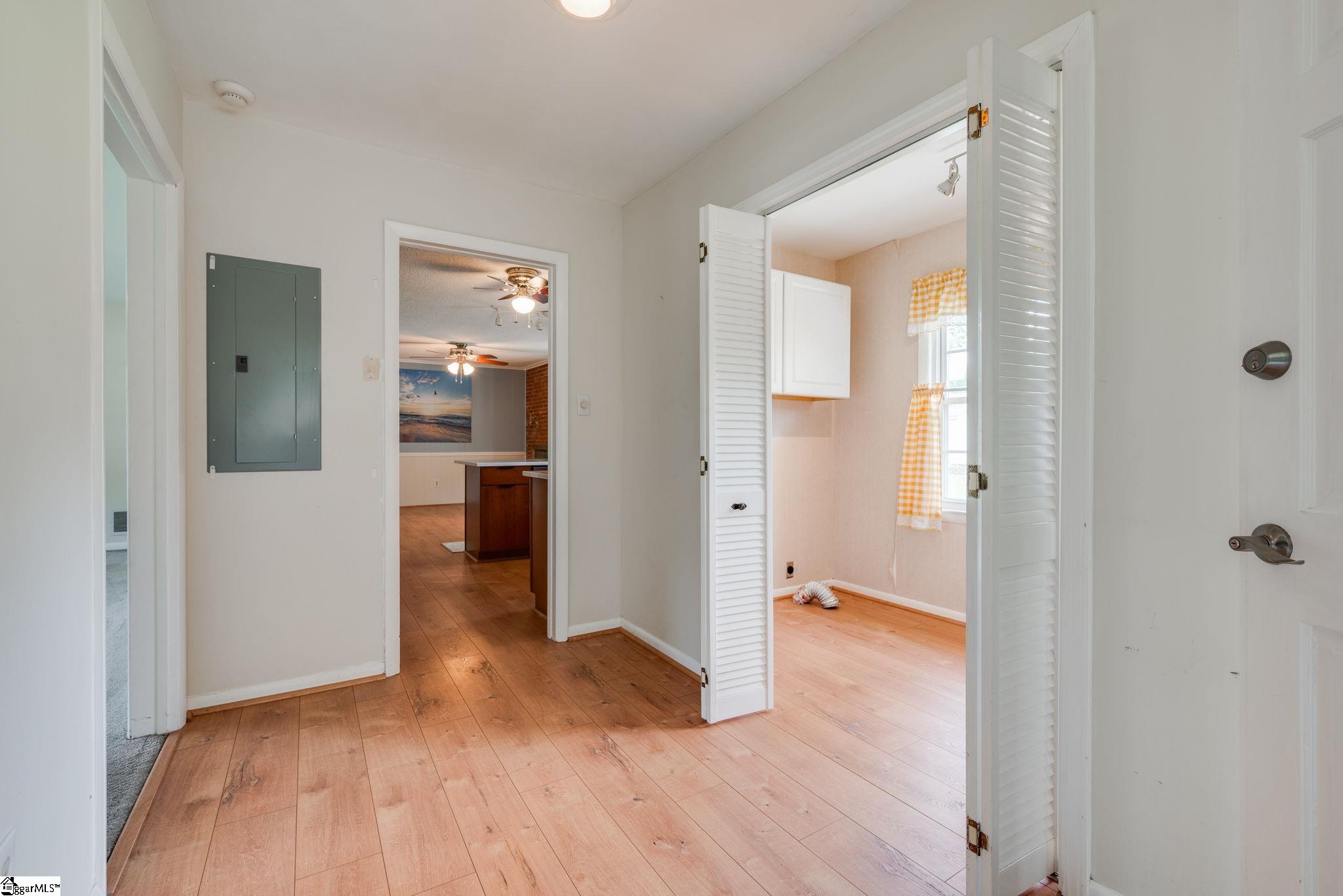 217 Navaho Drive Spartanburg, SC 29301