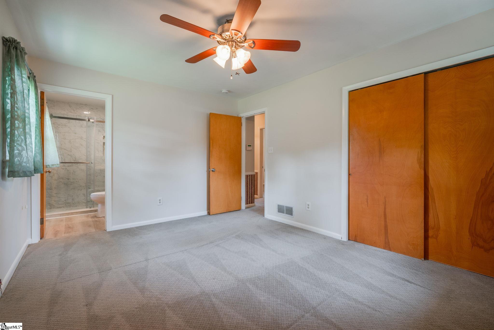 217 Navaho Drive Spartanburg, SC 29301