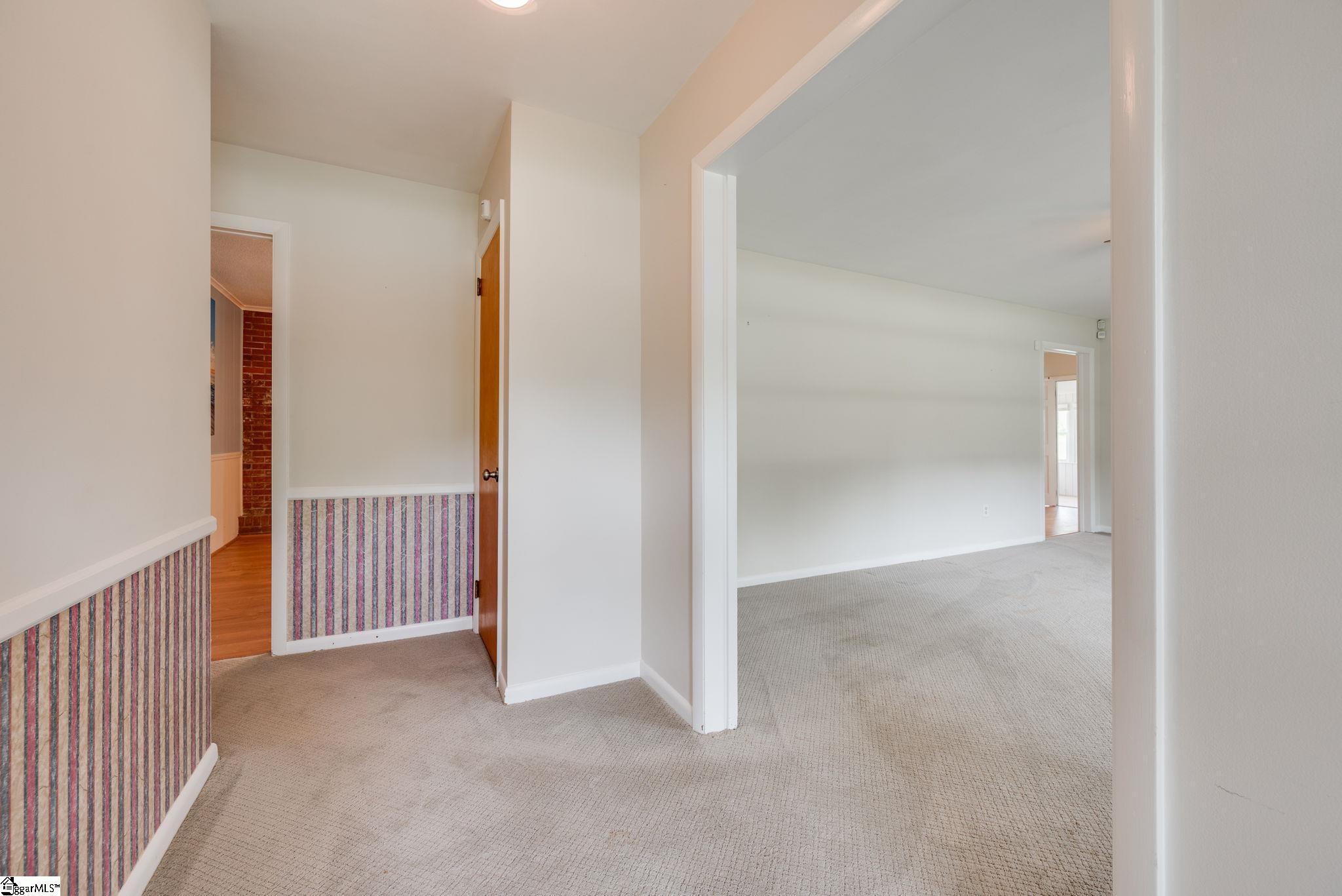 217 Navaho Drive Spartanburg, SC 29301