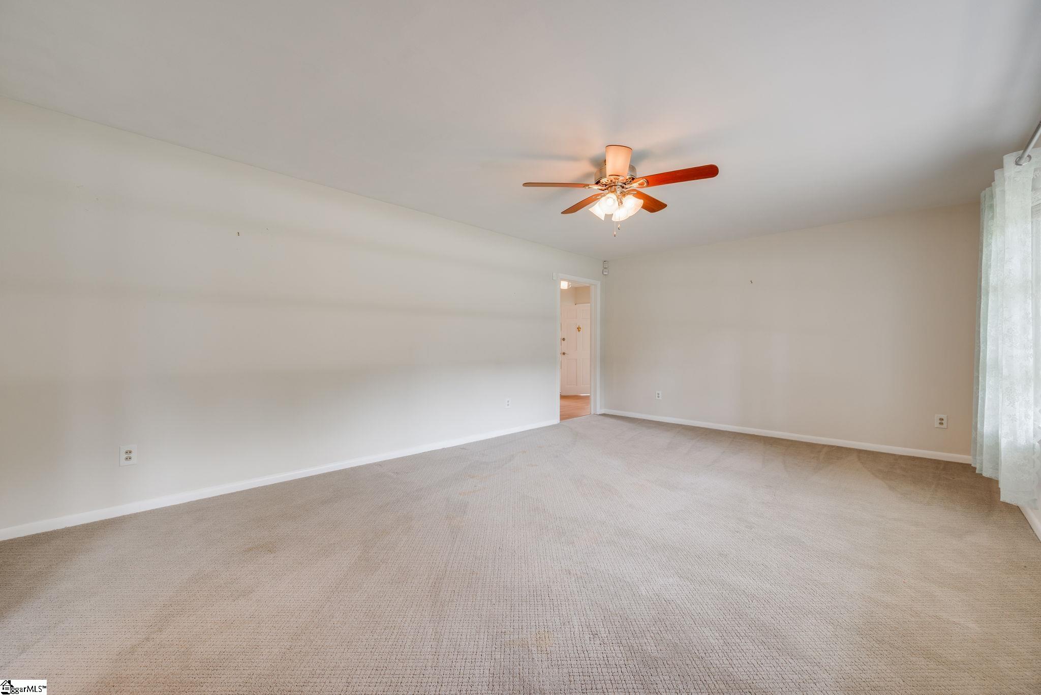 217 Navaho Drive Spartanburg, SC 29301