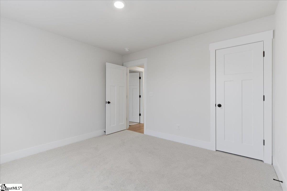 15 Thurlow Court Greenville, SC 29615