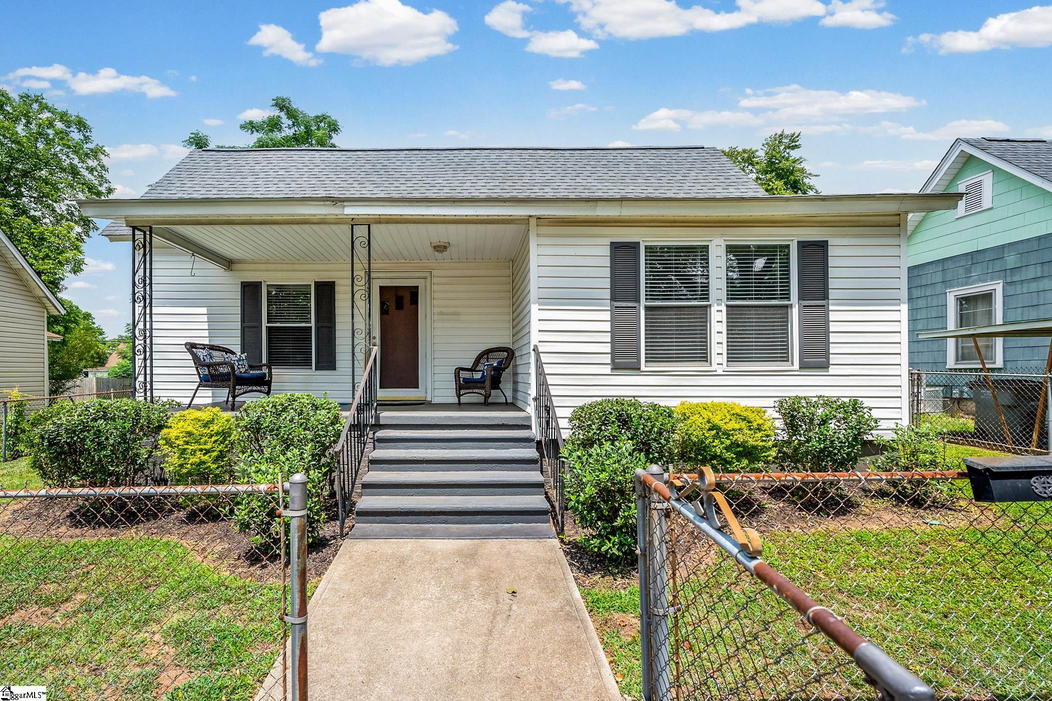 15 Webb Street Greenville, SC 29605