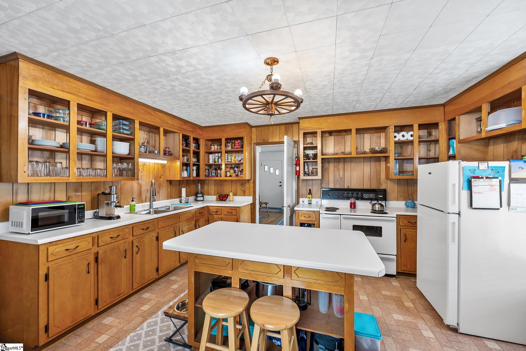 15 Webb Street Greenville, SC 29605