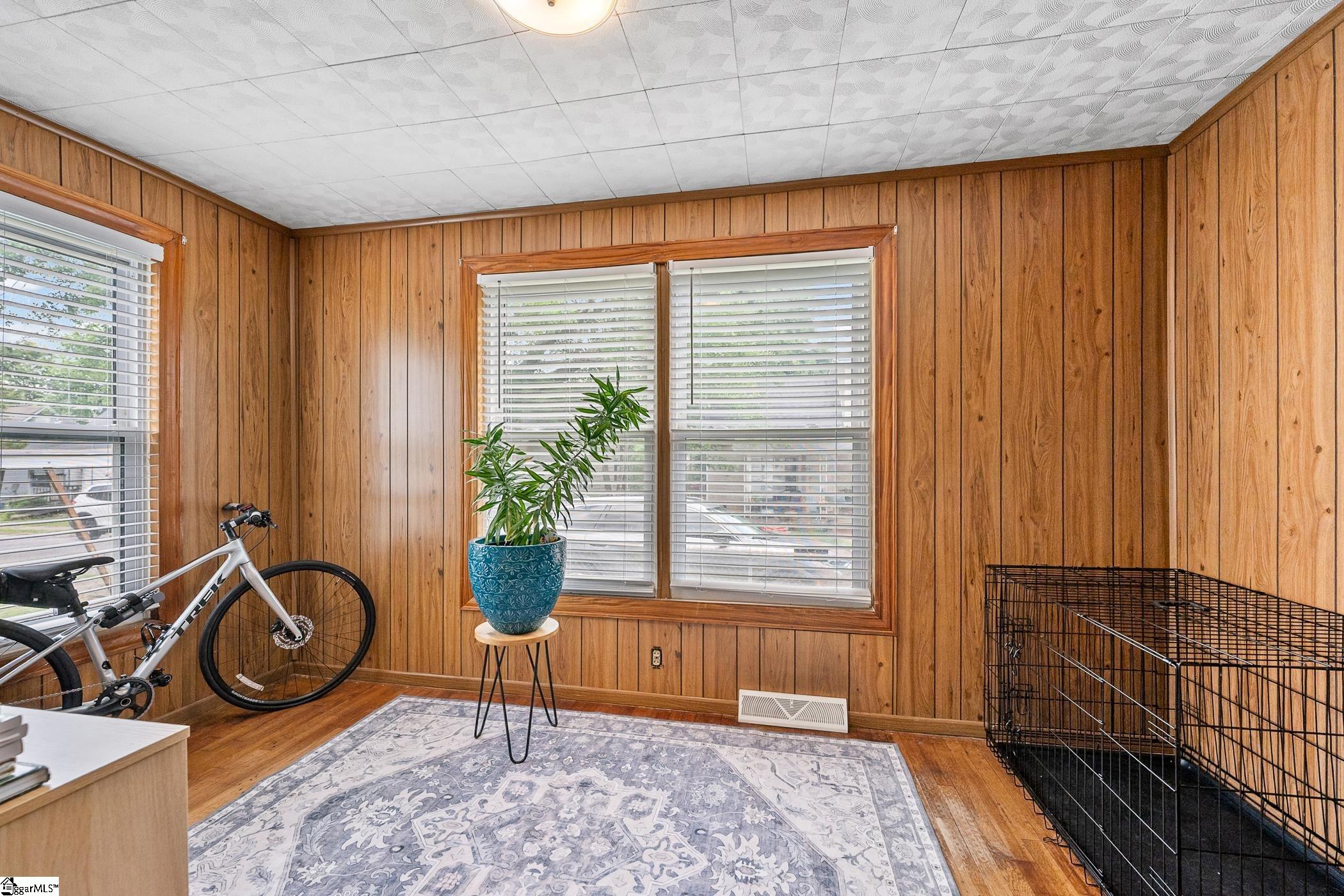 15 Webb Street Greenville, SC 29605
