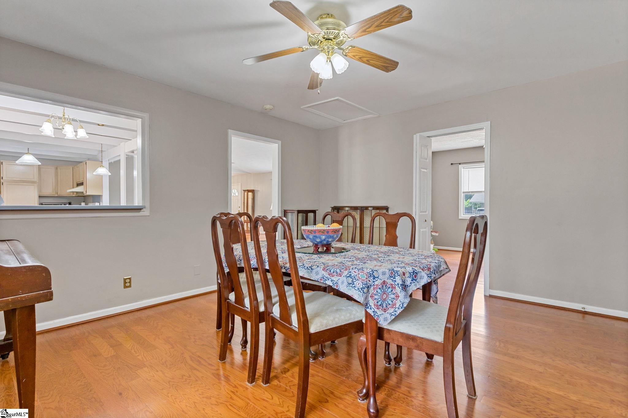 206 Aberdeen Lane Spartanburg, SC 29307