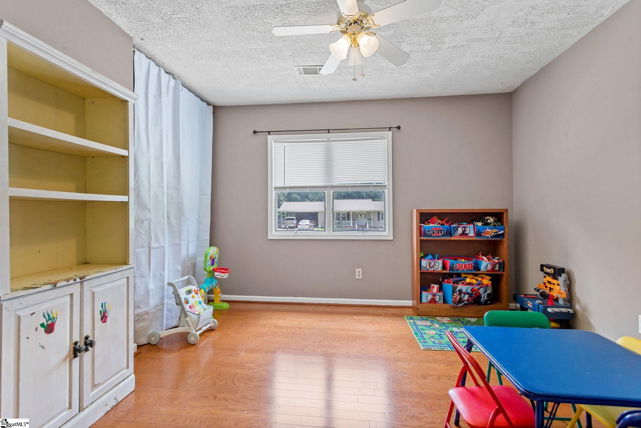 206 Aberdeen Lane Spartanburg, SC 29307