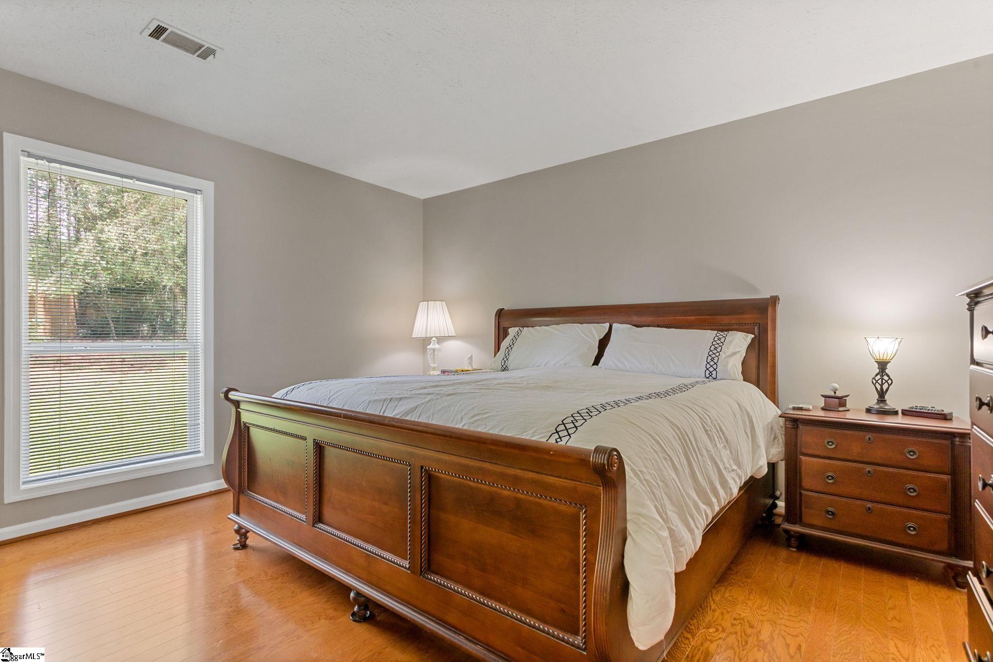 206 Aberdeen Lane Spartanburg, SC 29307