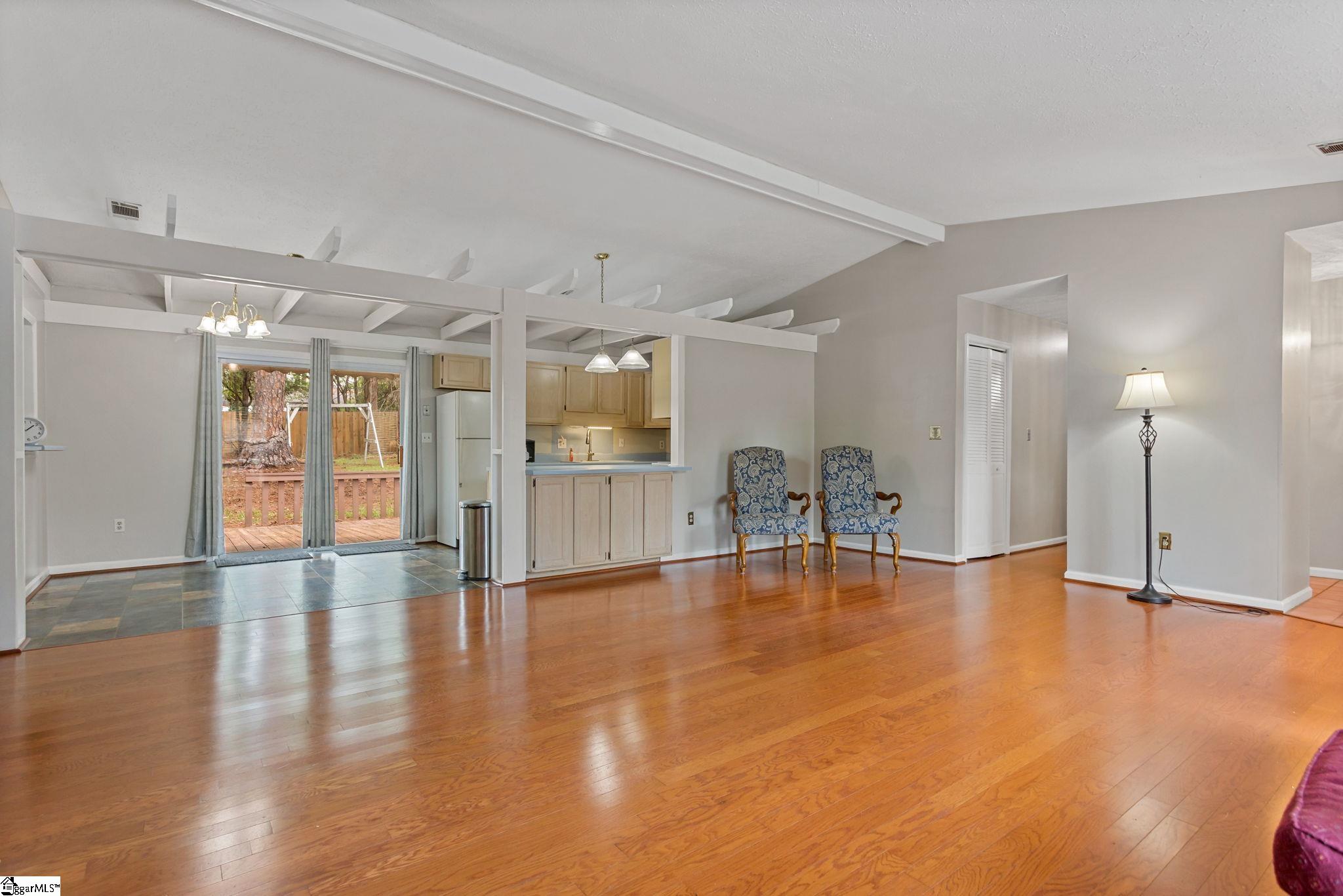 206 Aberdeen Lane Spartanburg, SC 29307