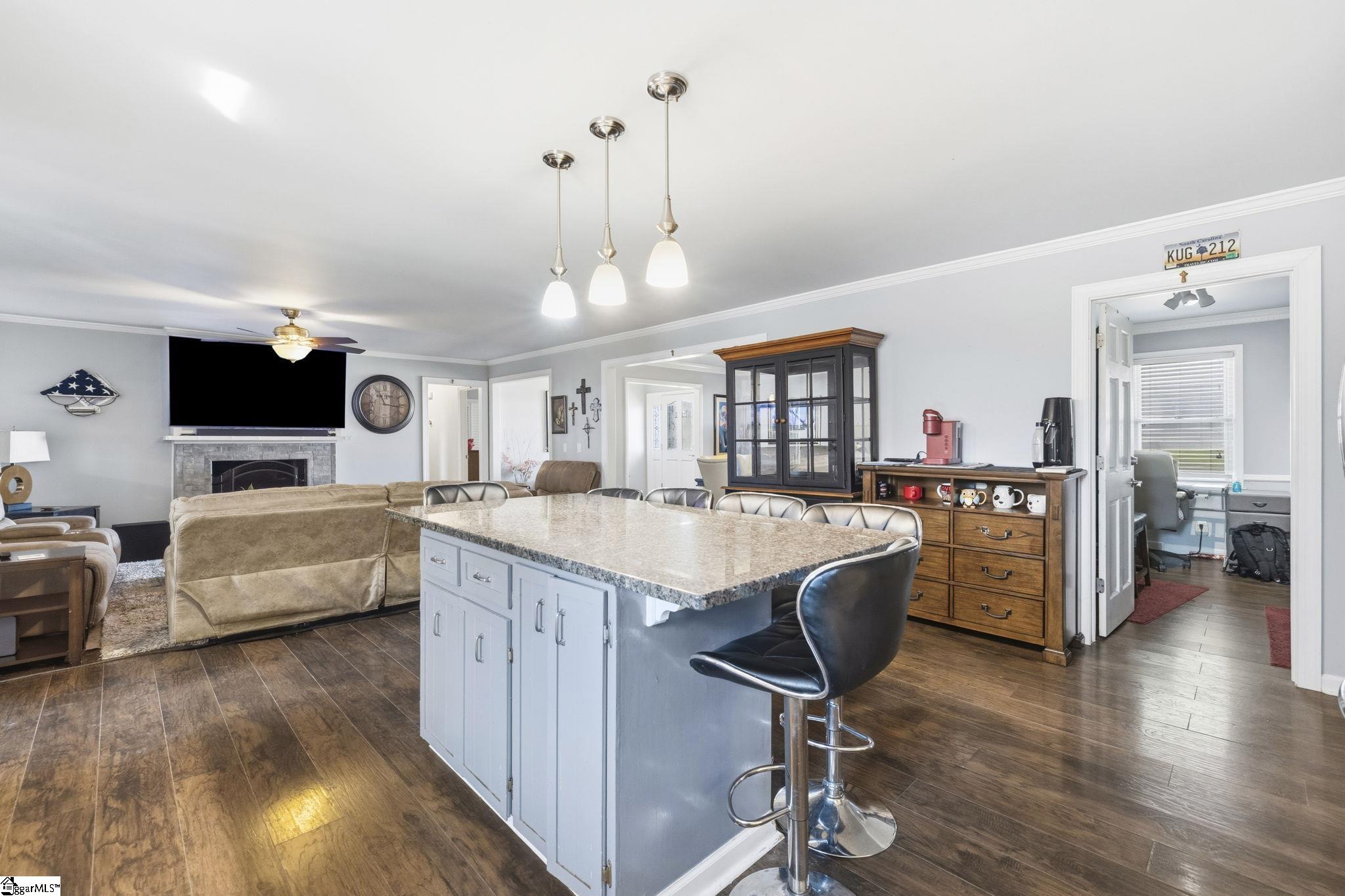 1218 Brushy Creek Road Taylors, SC 29687