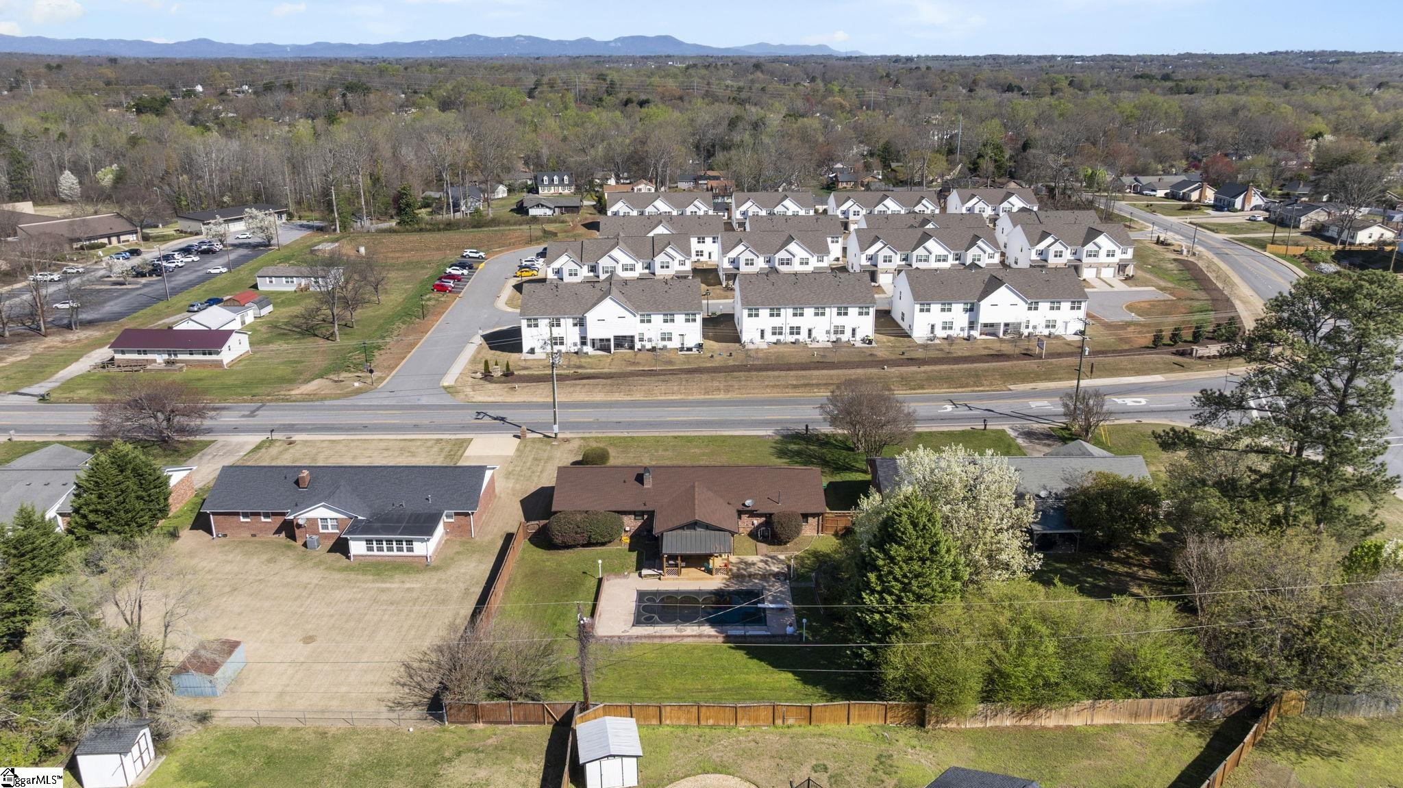 1218 Brushy Creek Road Taylors, SC 29687