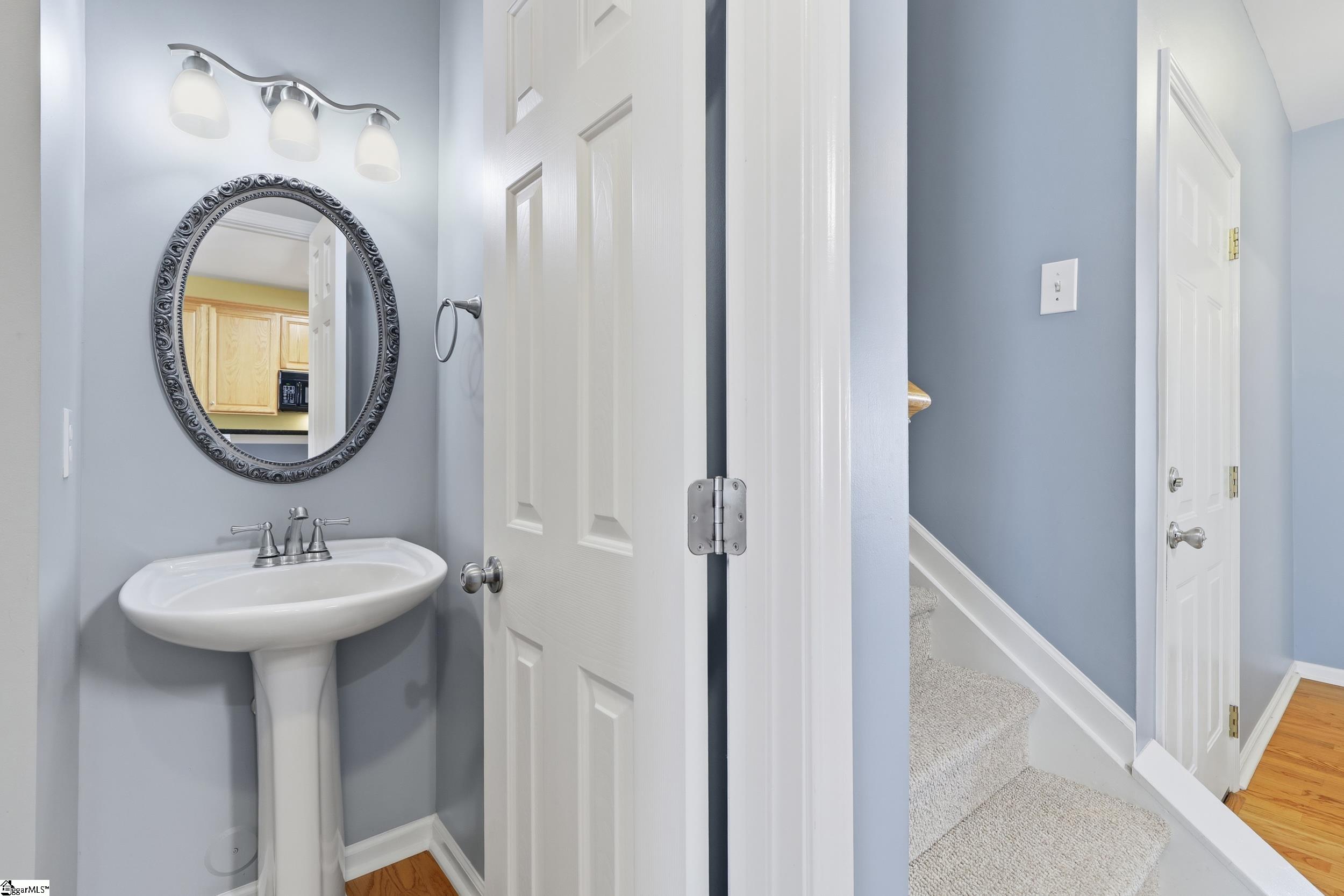 102 High Crest Court Simpsonville, SC 29681