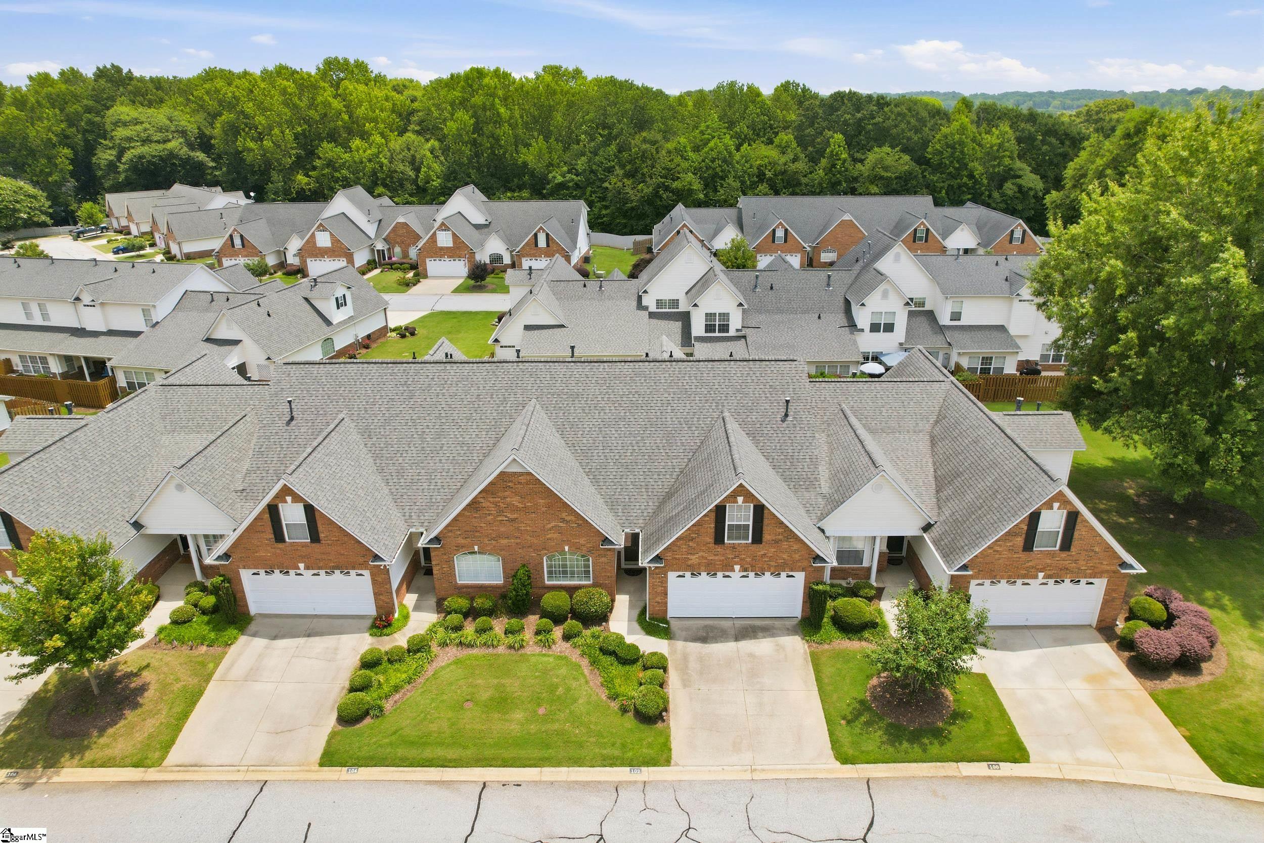 102 High Crest Court Simpsonville, SC 29681