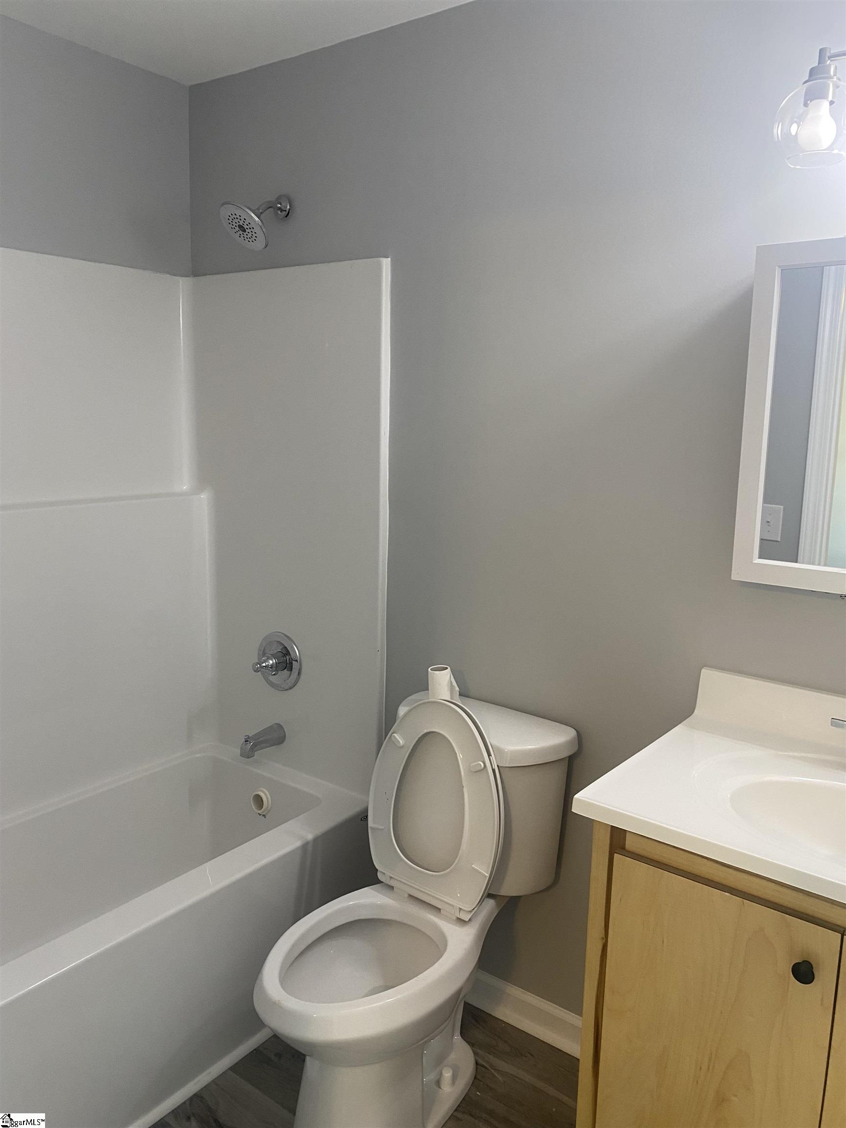 124 Laura Jane Lane Gray Court, SC 29645