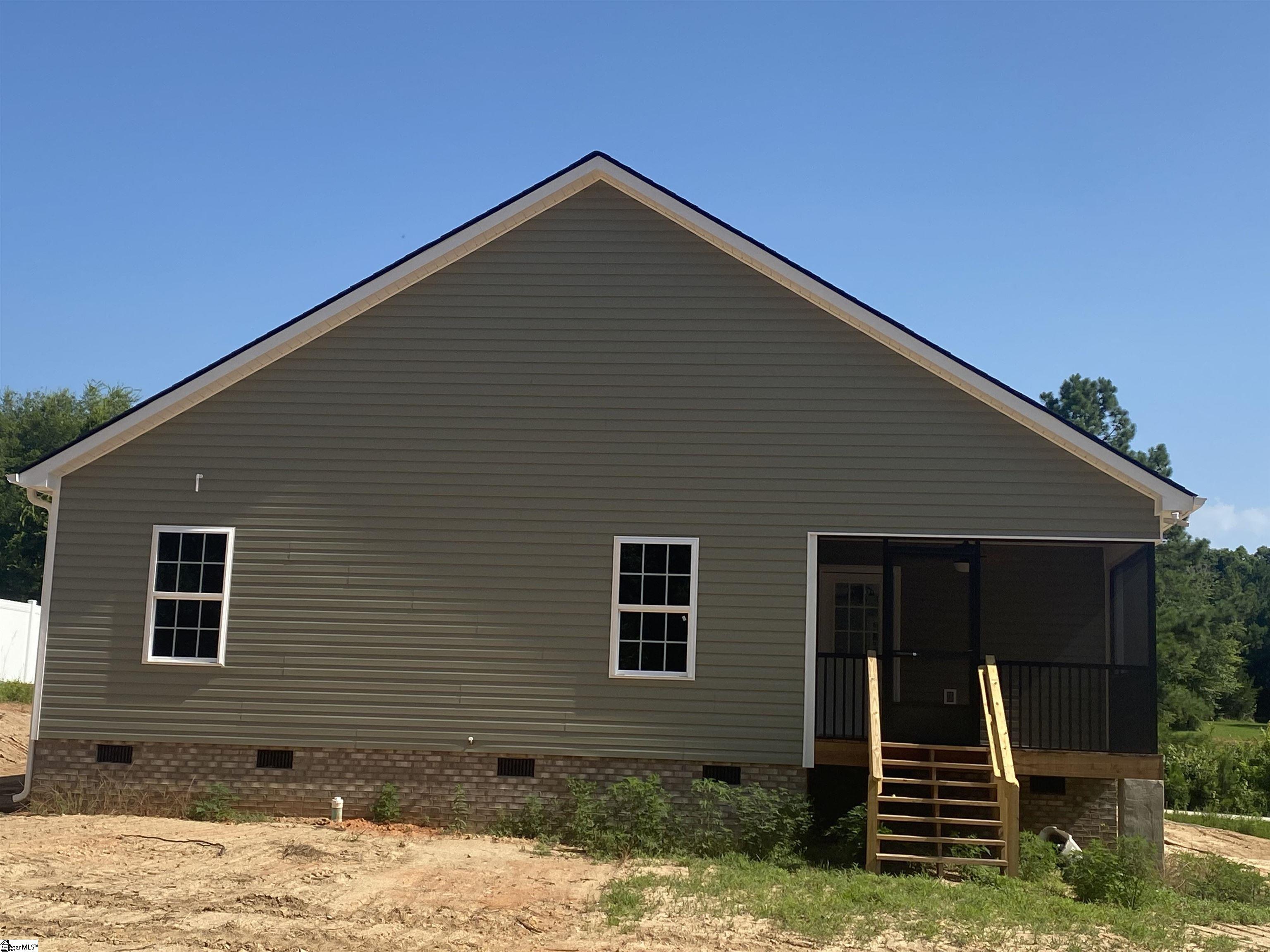 124 Laura Jane Lane Gray Court, SC 29645