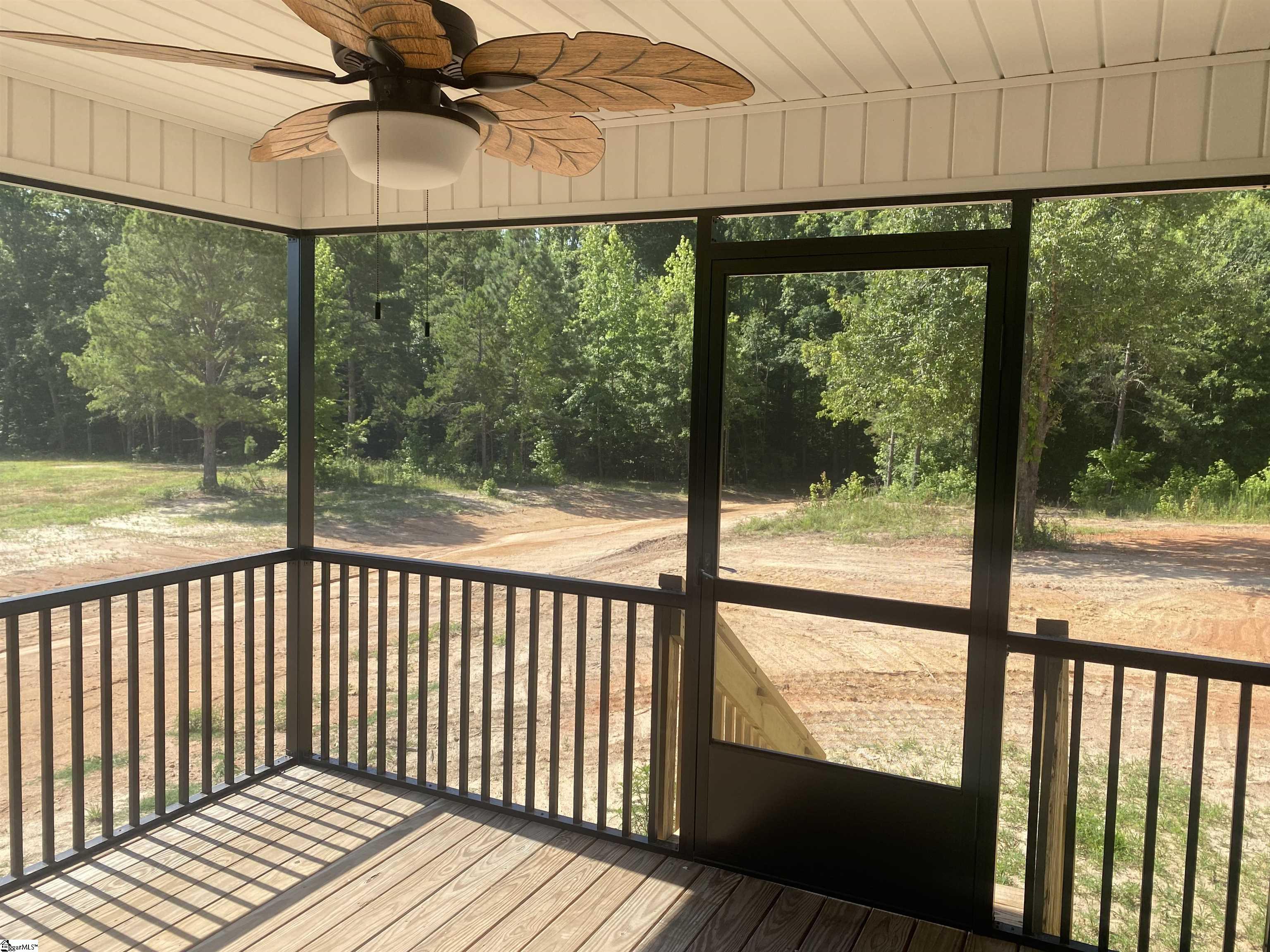 124 Laura Jane Lane Gray Court, SC 29645