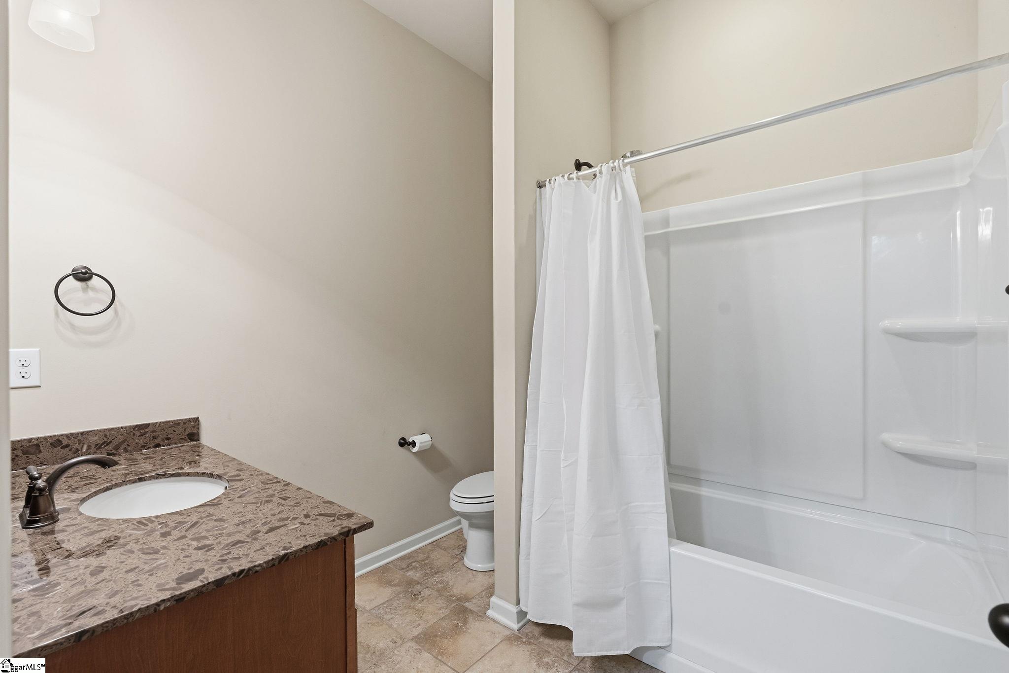 425 Castleford Place Simpsonville, SC 29681