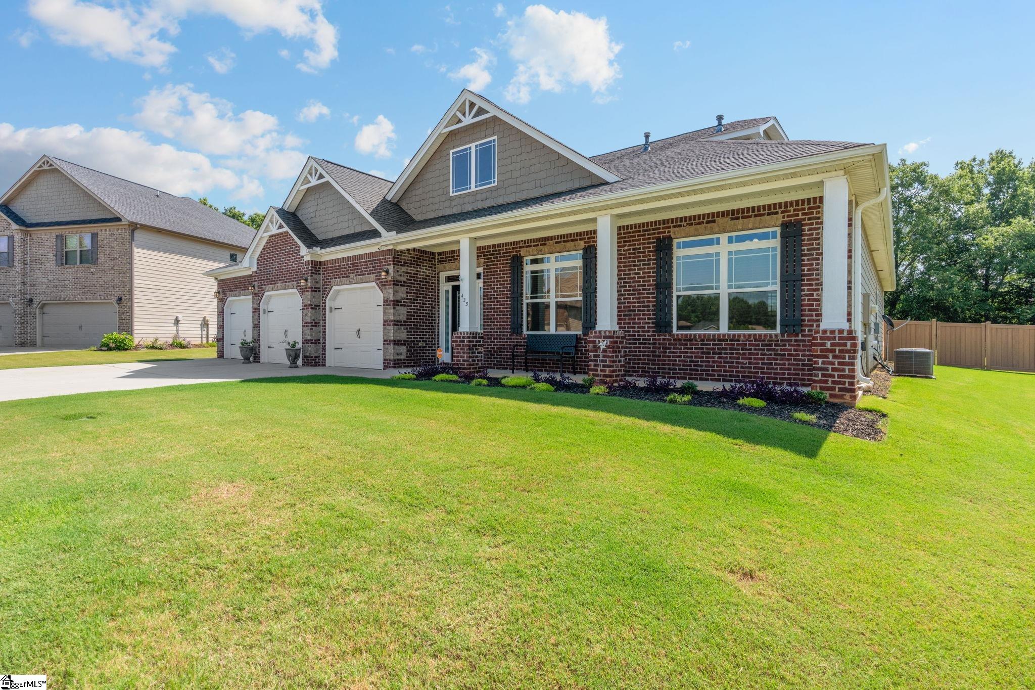 425 Castleford Place Simpsonville, SC 29681