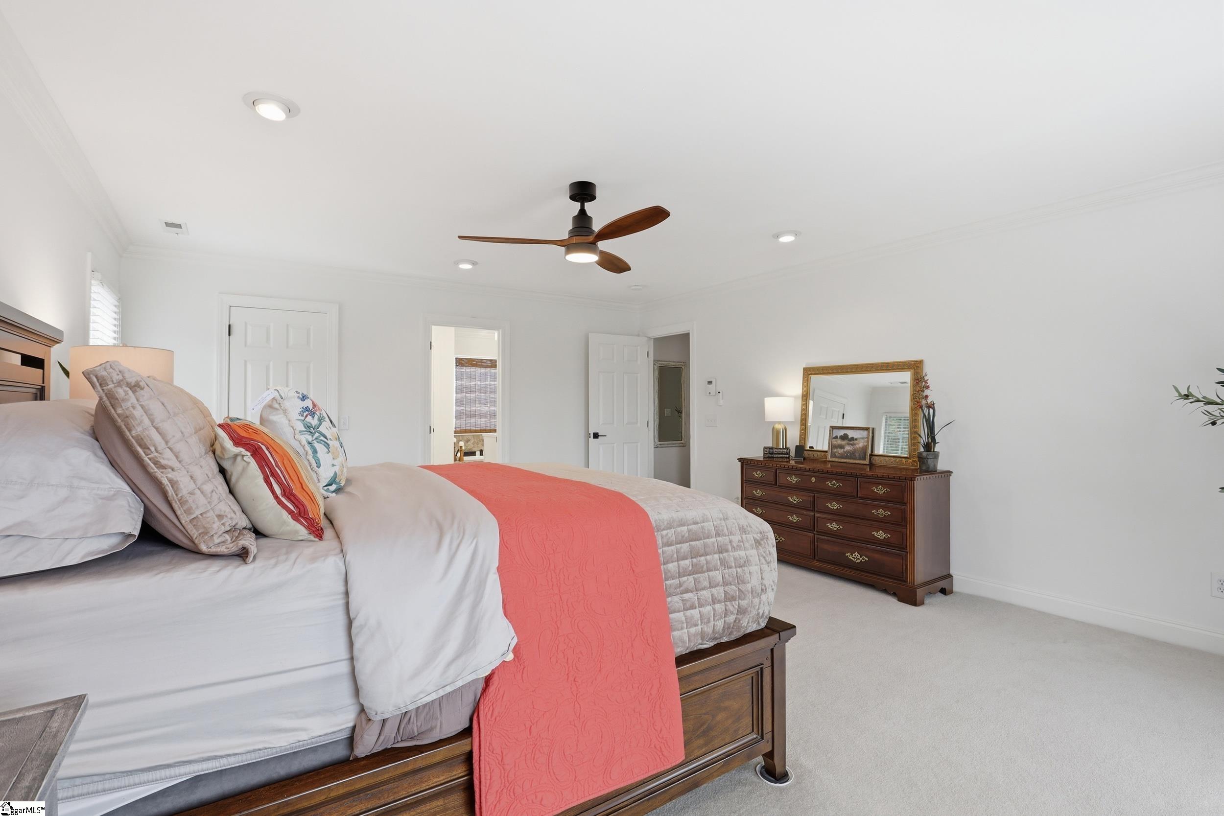 420 S Oakley Lane Spartanburg, SC 29301