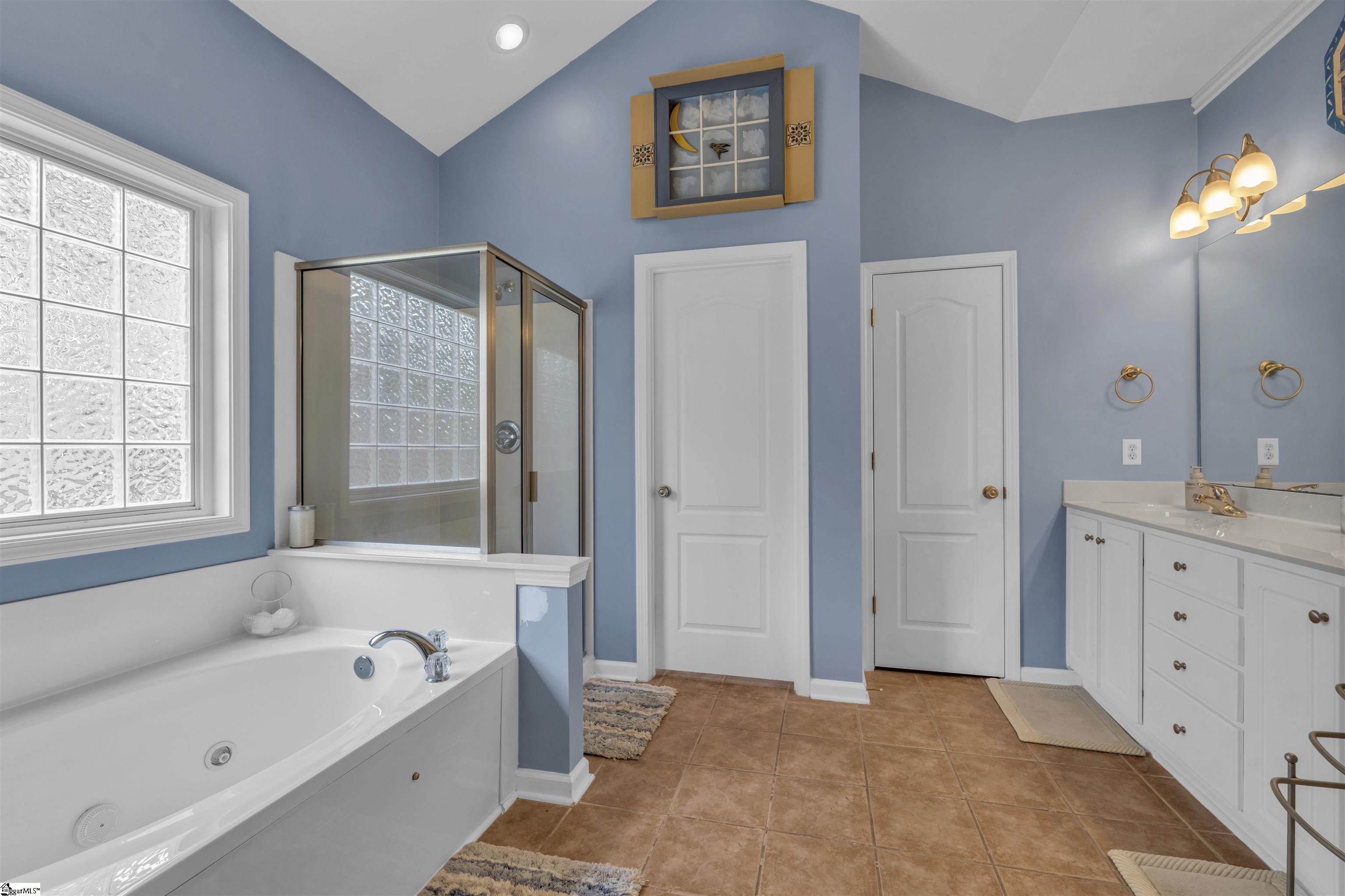 202 Reinhardt Drive Simpsonville, SC 29681
