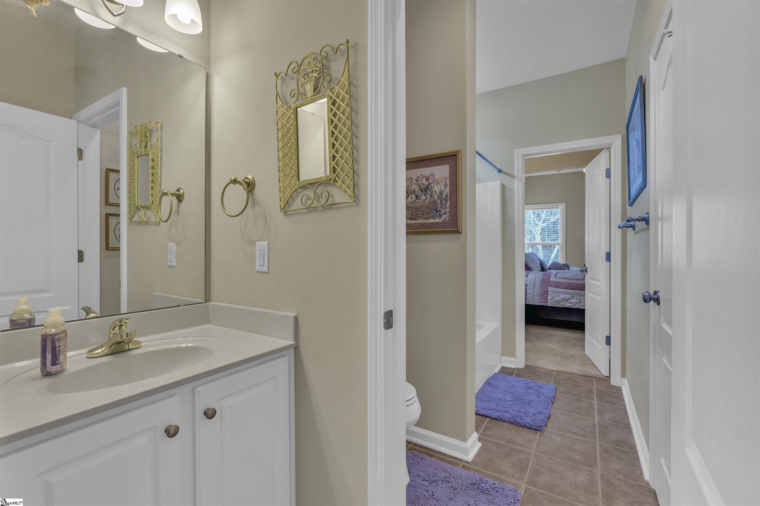 202 Reinhardt Drive Simpsonville, SC 29681