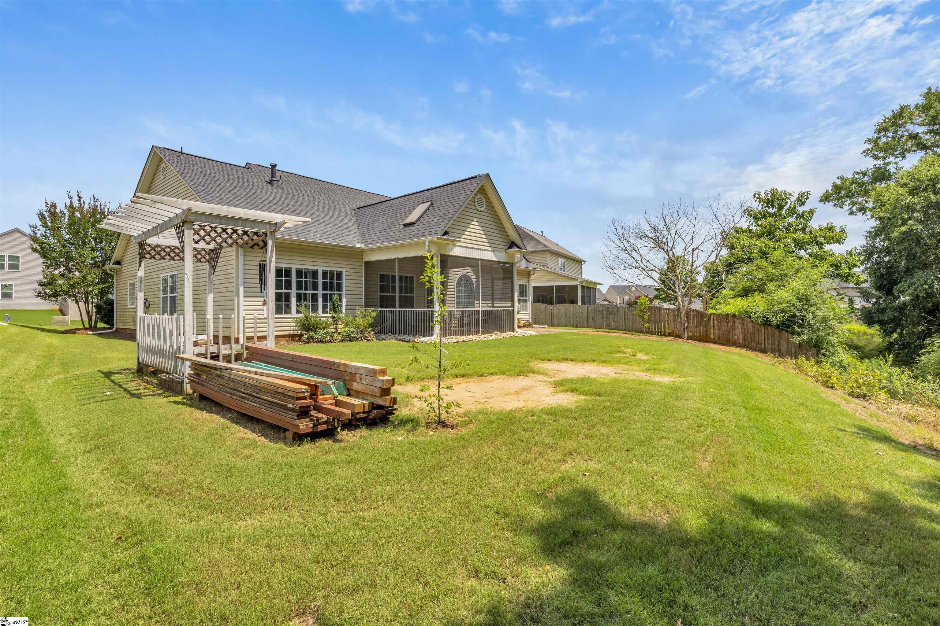 202 Reinhardt Drive Simpsonville, SC 29681