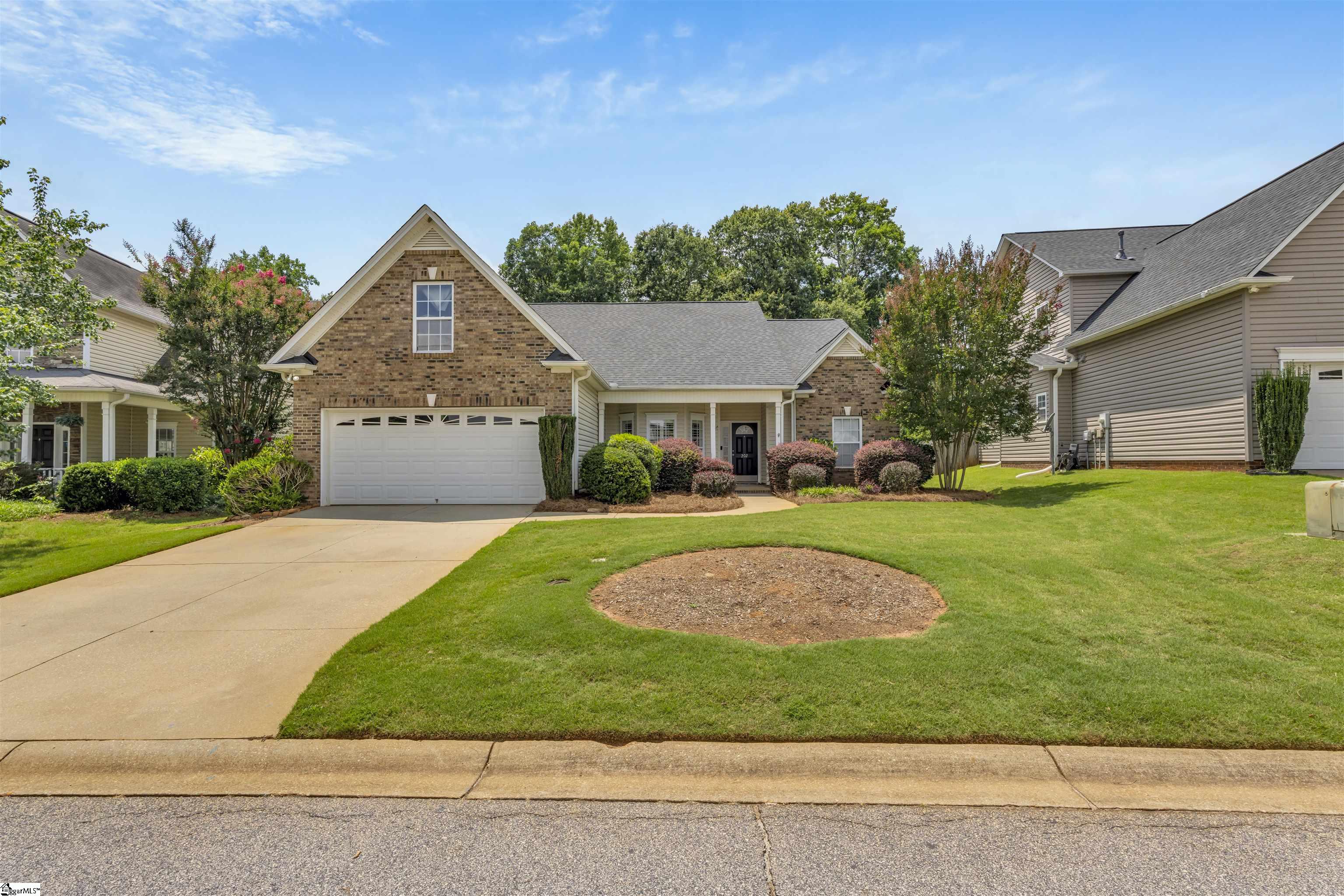 202 Reinhardt Drive Simpsonville, SC 29681