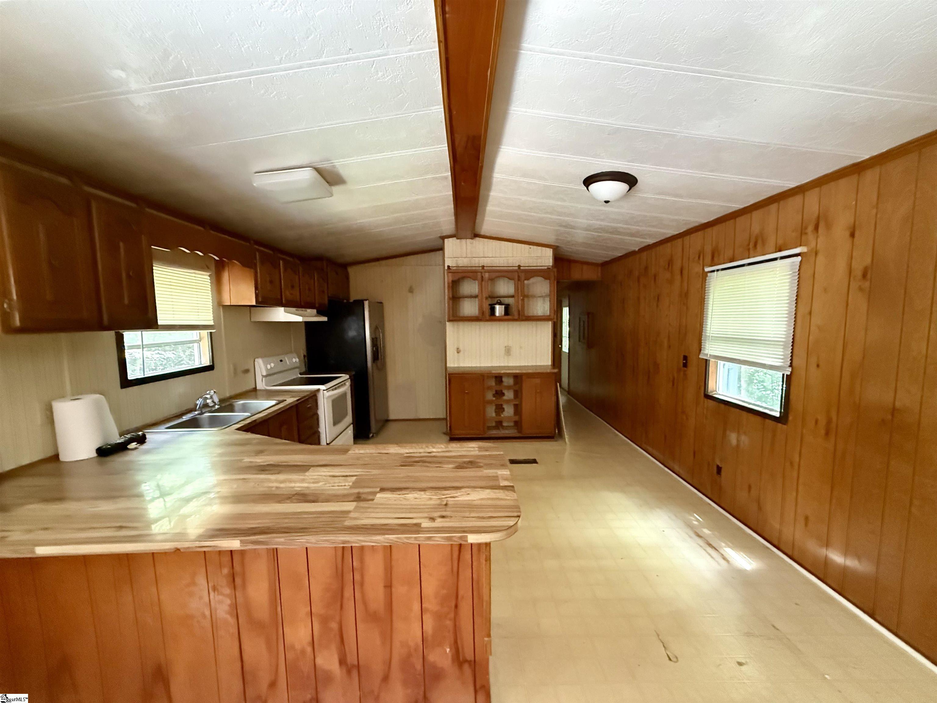 65 Randall Drive Taylors, SC 29687-6328
