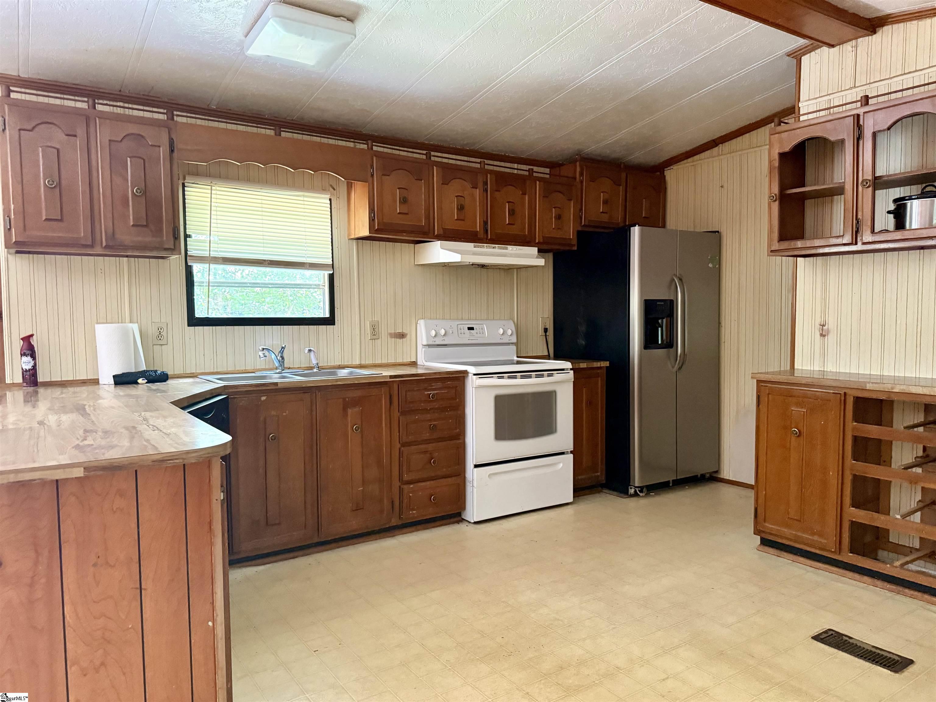 65 Randall Drive Taylors, SC 29687-6328