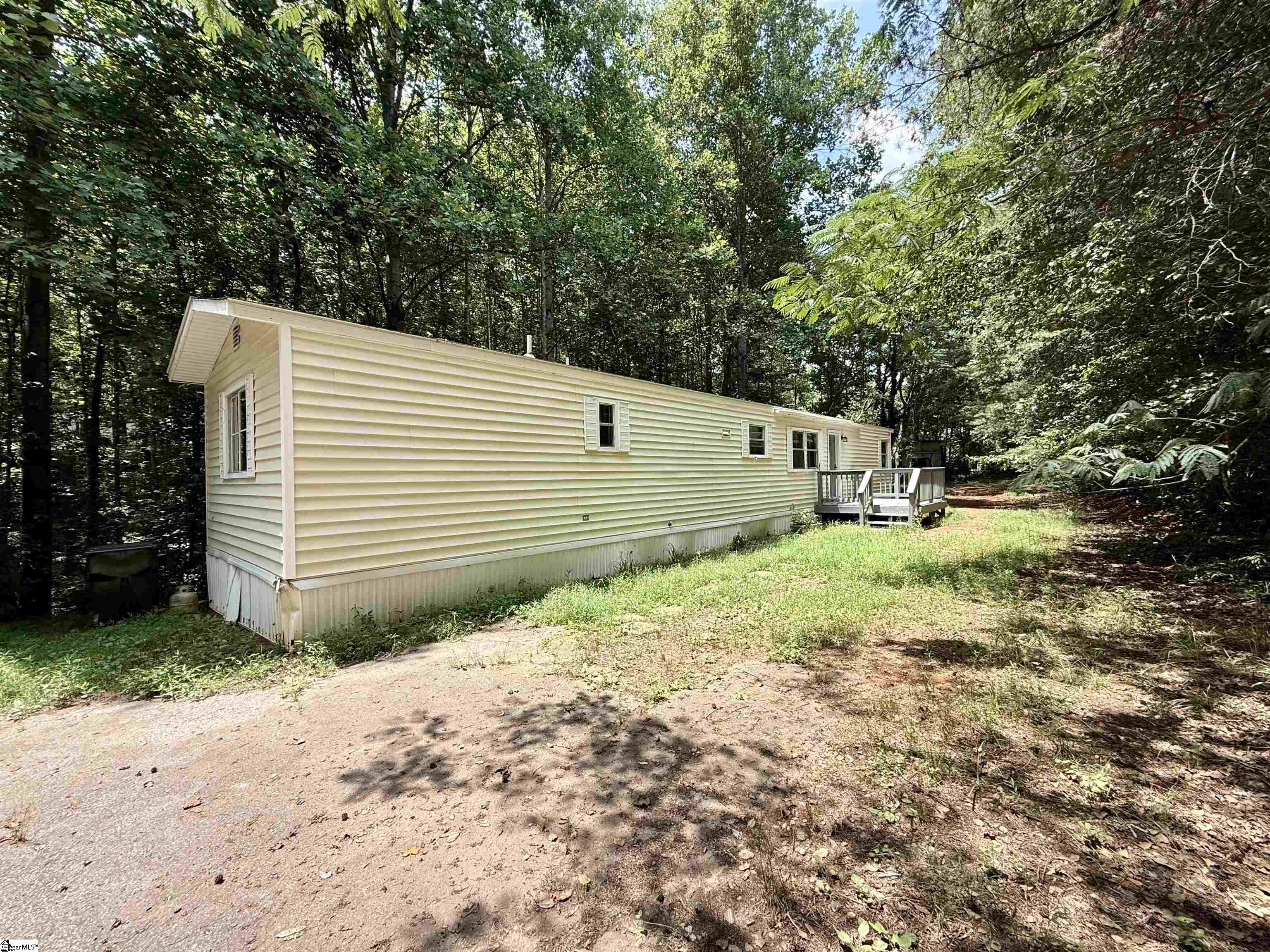 65 Randall Drive Taylors, SC 29687-6328