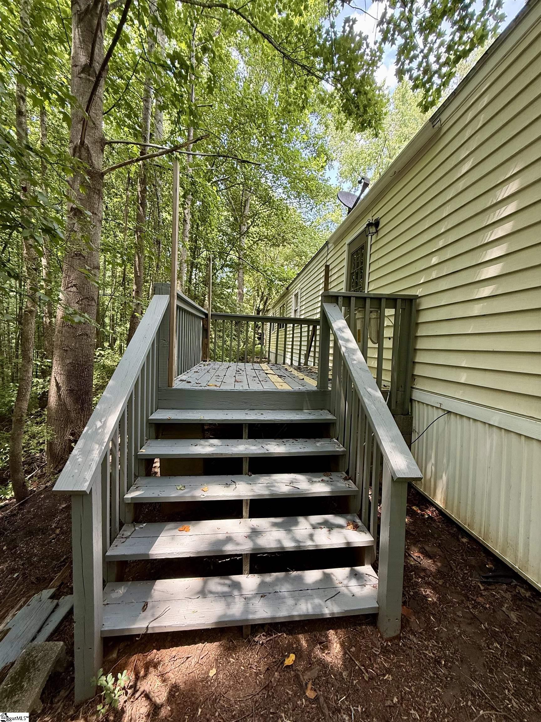 65 Randall Drive Taylors, SC 29687-6328
