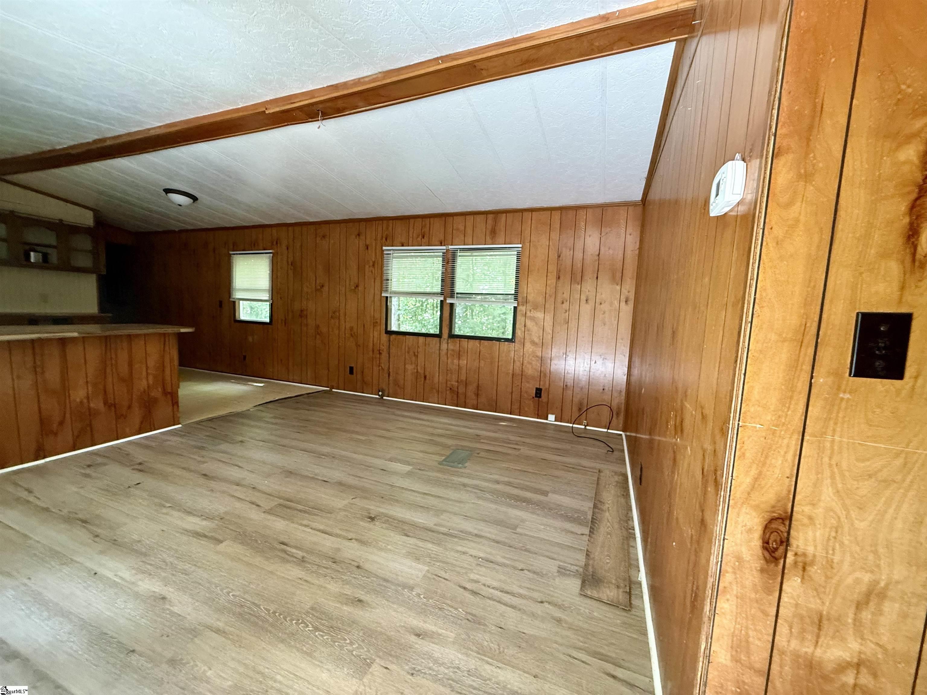 65 Randall Drive Taylors, SC 29687-6328