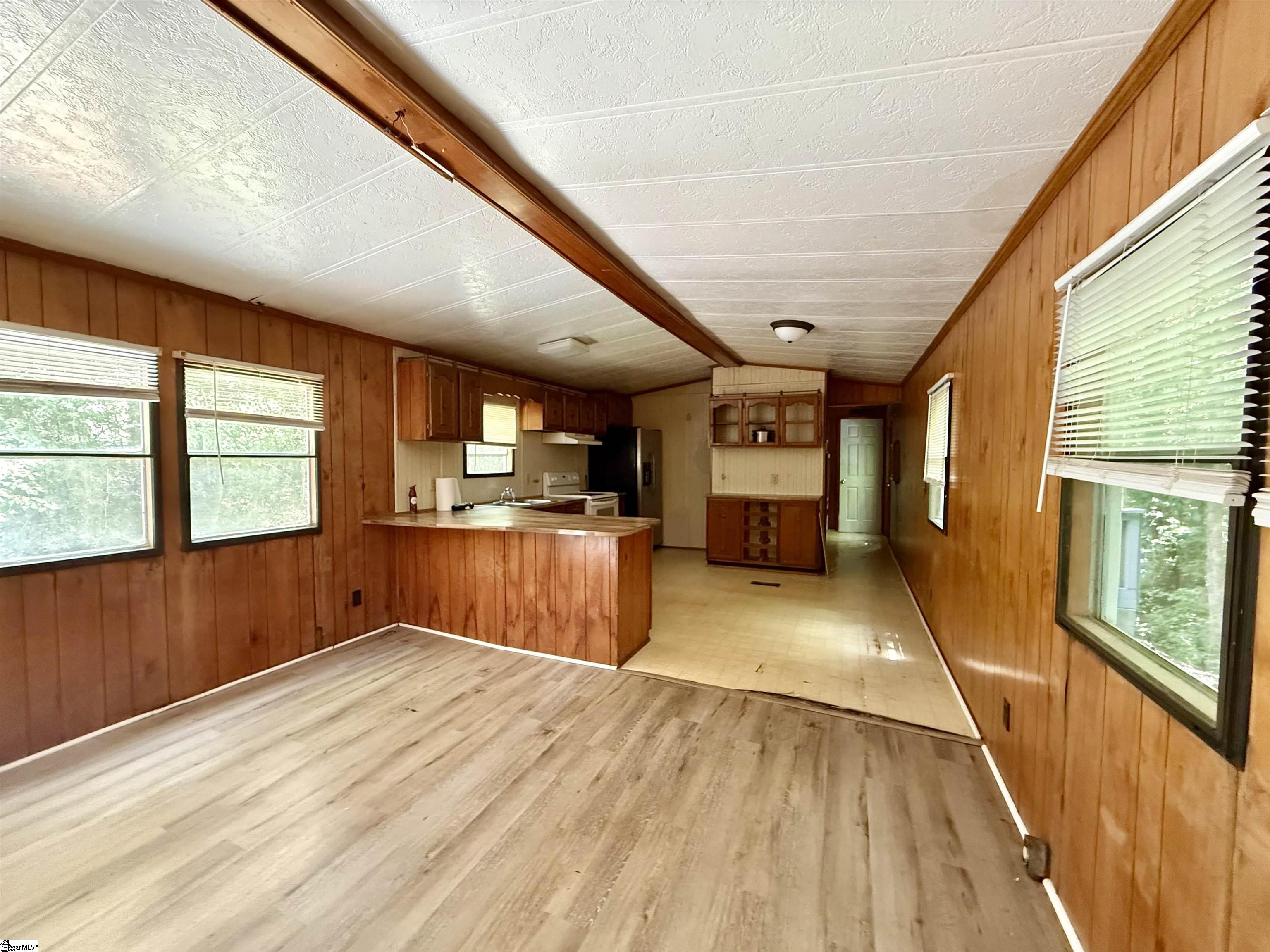 65 Randall Drive Taylors, SC 29687-6328