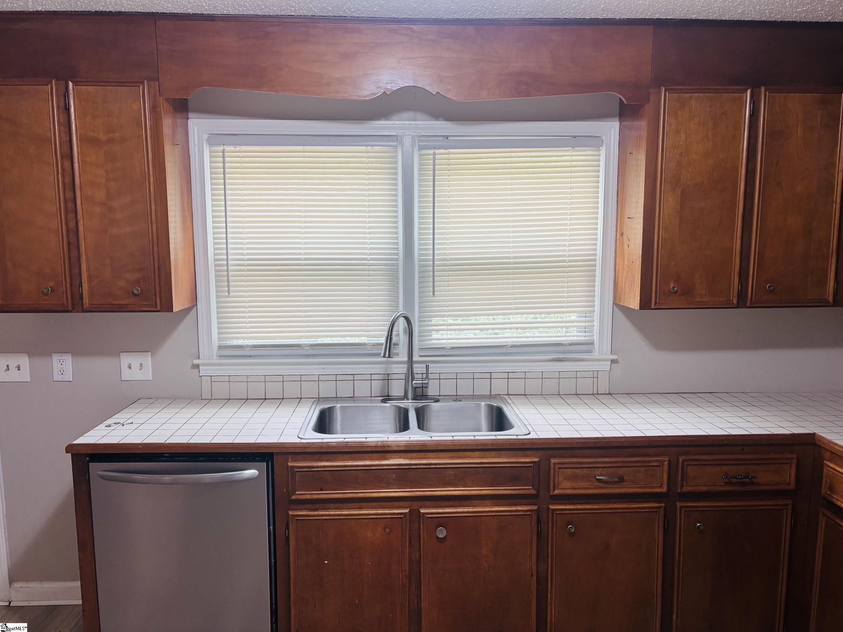 64 Pine Creek Court Extension Greenville, SC 29605