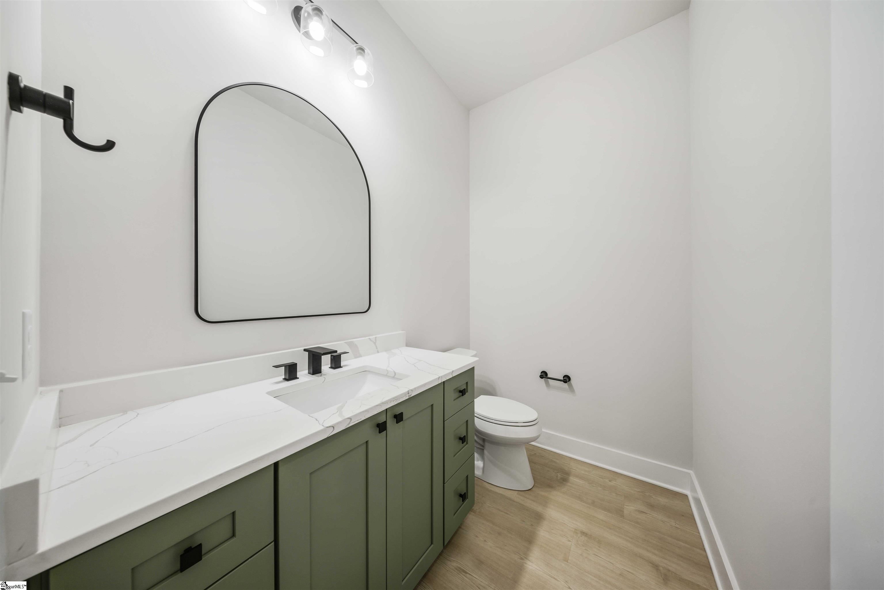 807 Garlington Avenue Greenville, SC 29615
