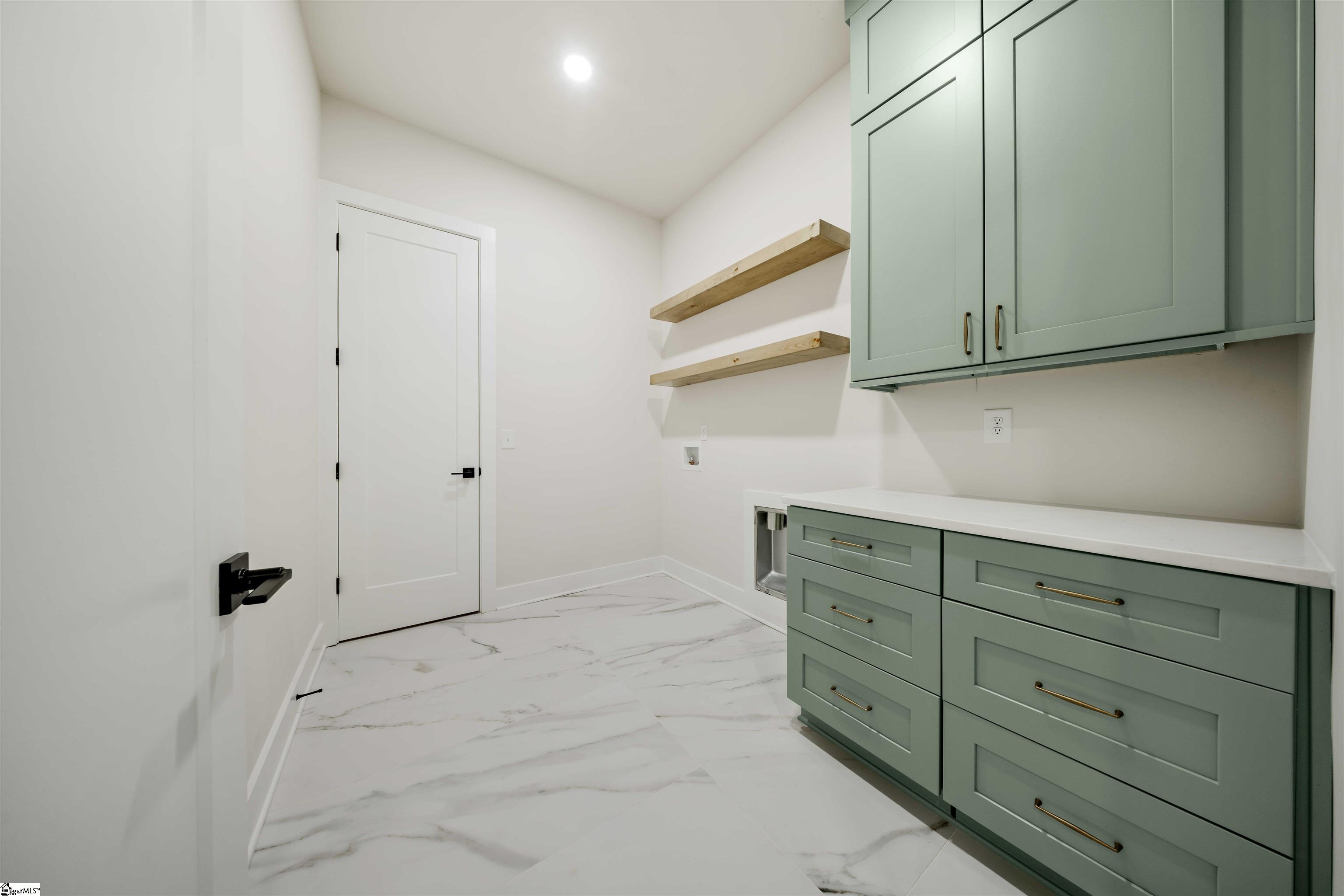 807 Garlington Avenue Greenville, SC 29615