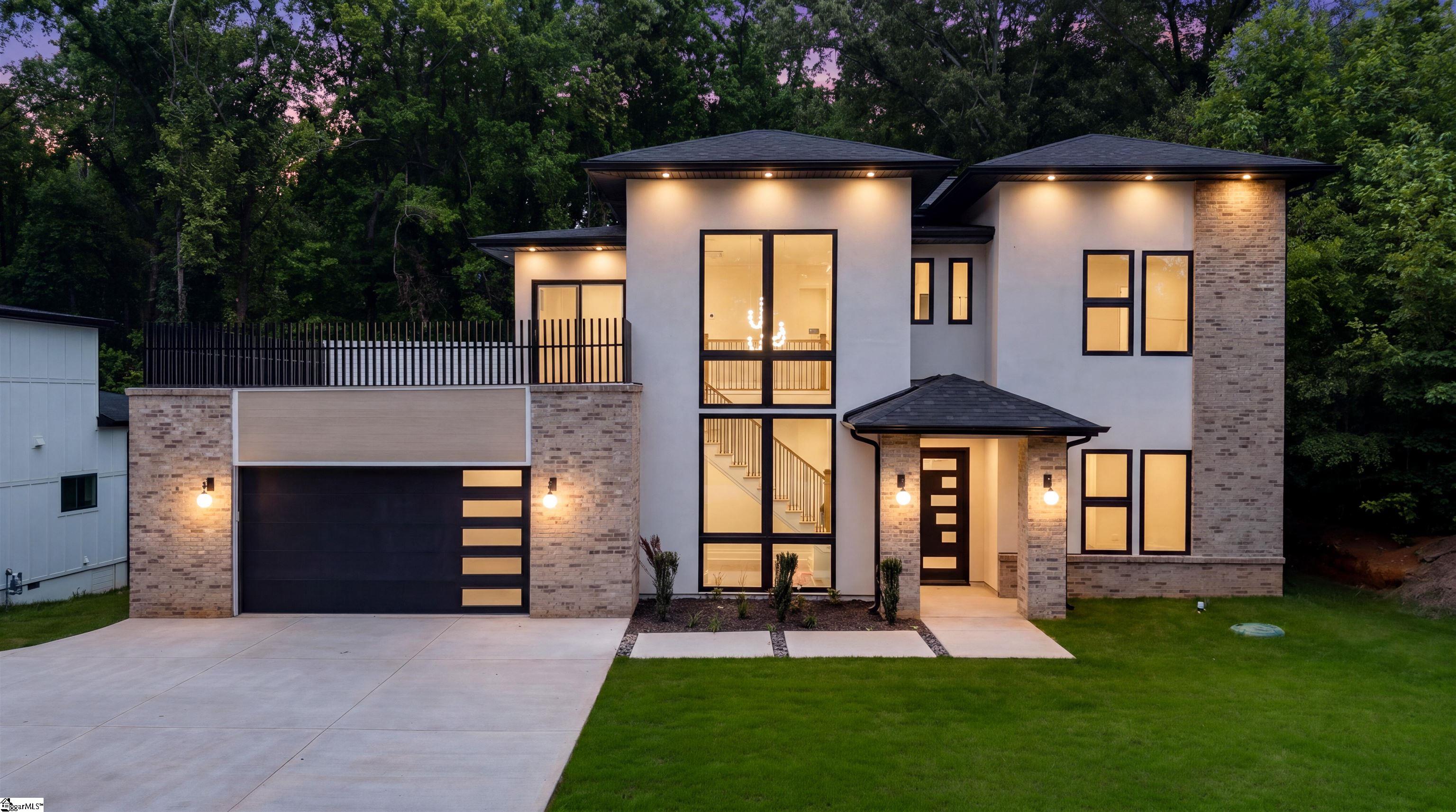 807 Garlington Avenue Greenville, SC 29615