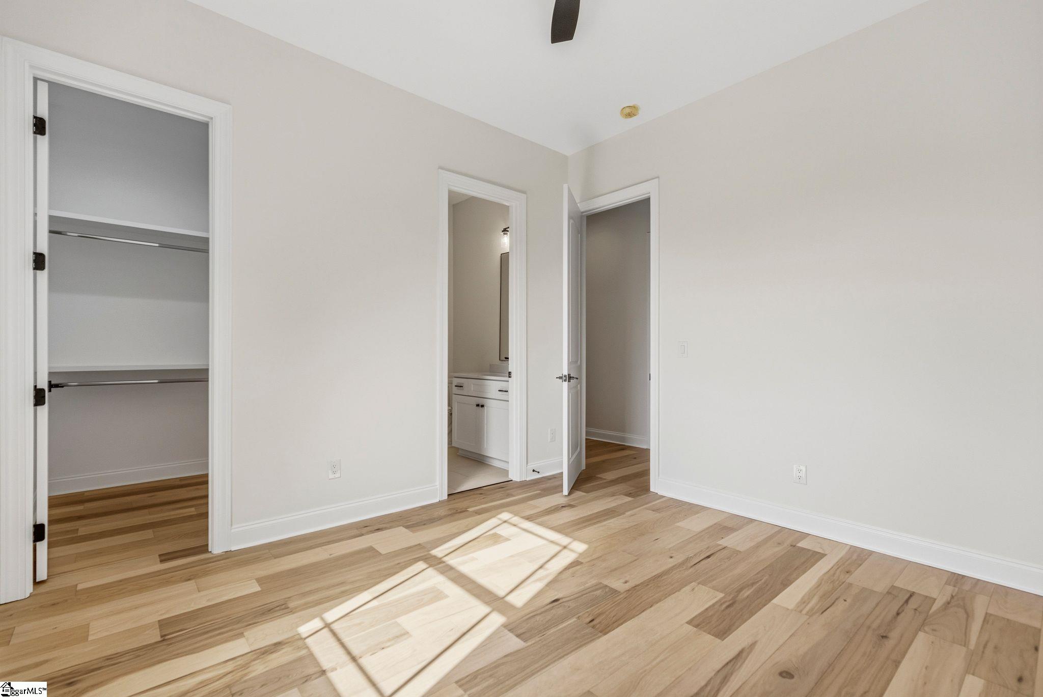 118 Crown Oak Court Spartanburg, SC 29301