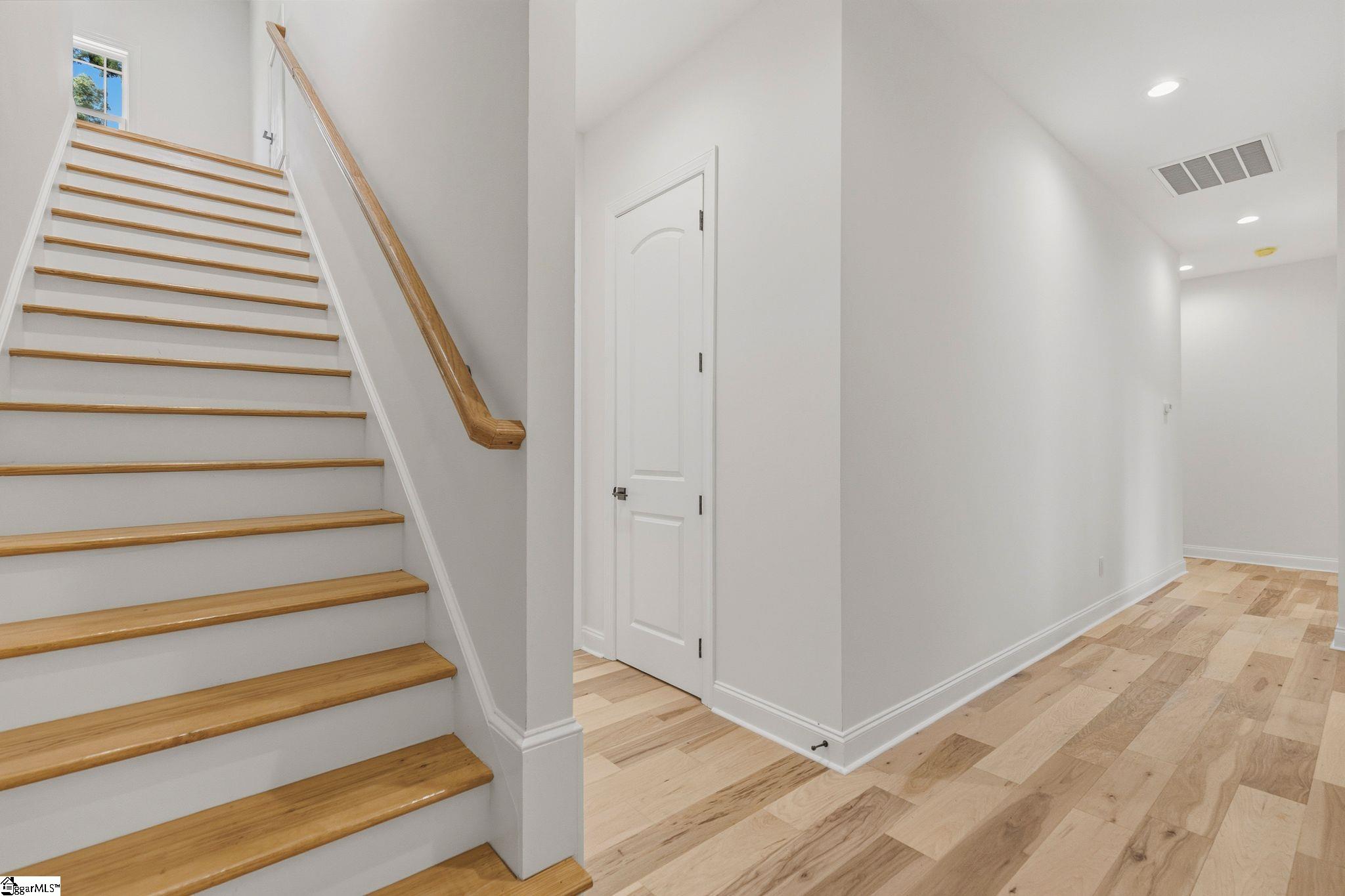 118 Crown Oak Court Spartanburg, SC 29301