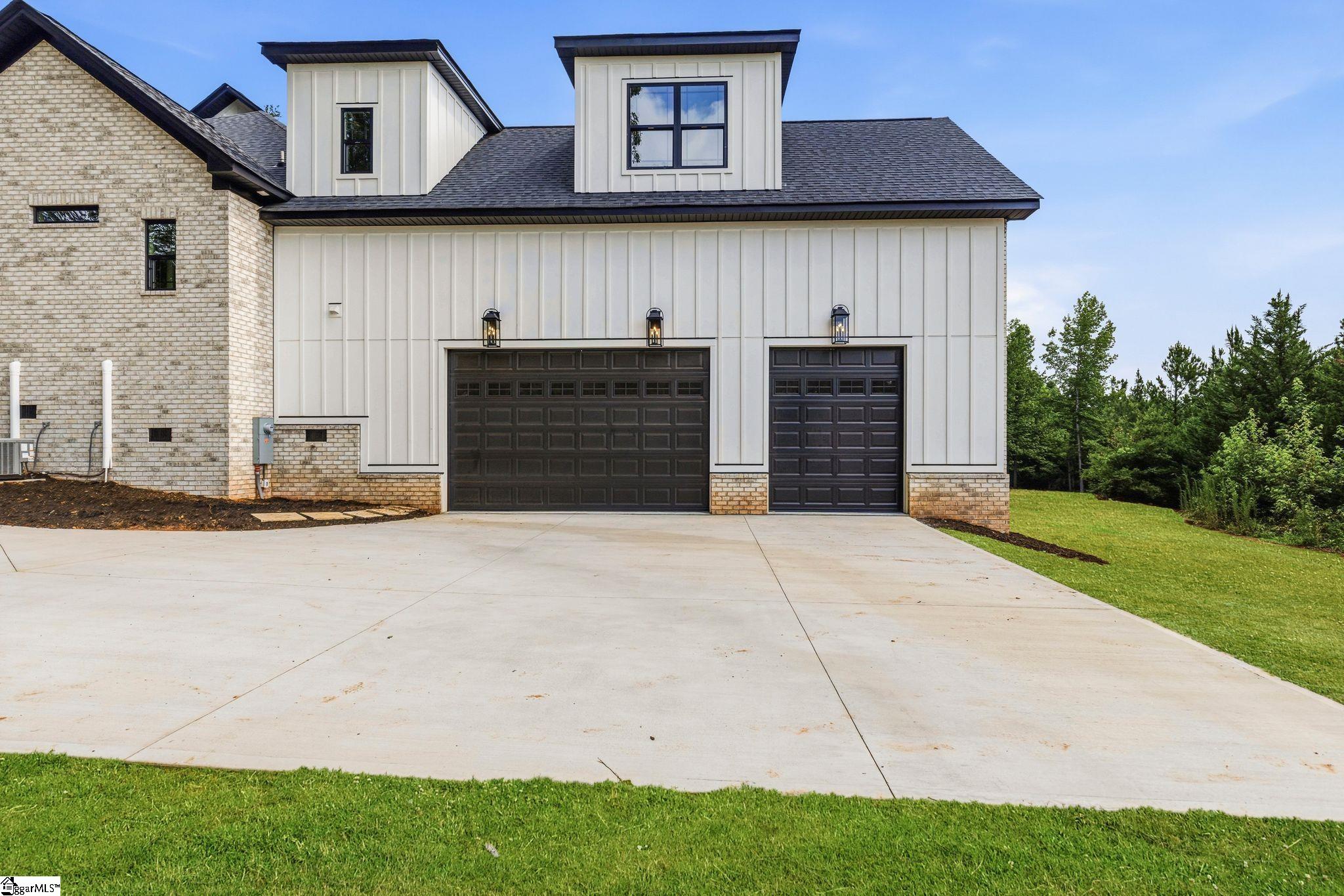 118 Crown Oak Court Spartanburg, SC 29301