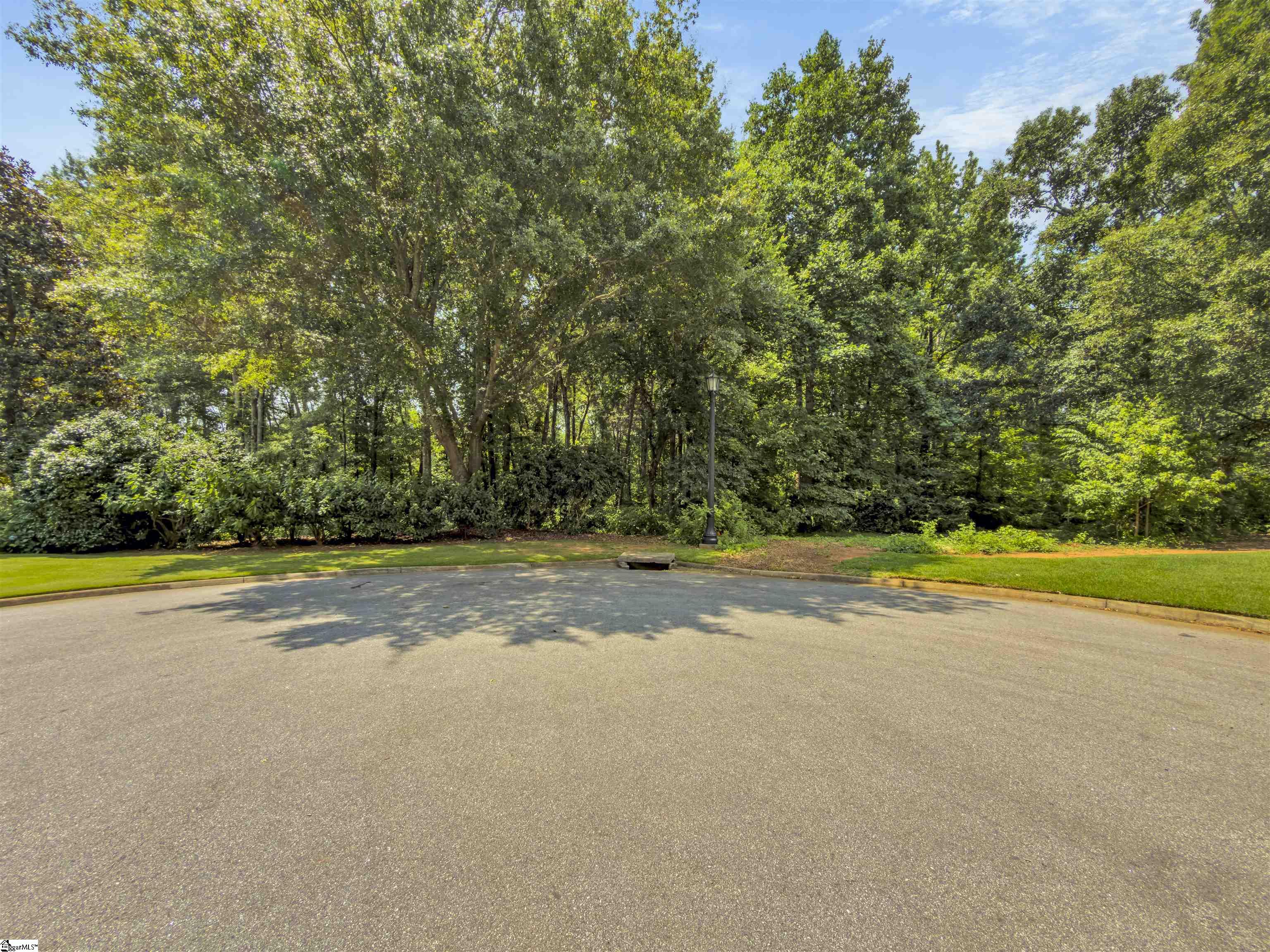 6 Peters Creek Court Simpsonville, SC 29681