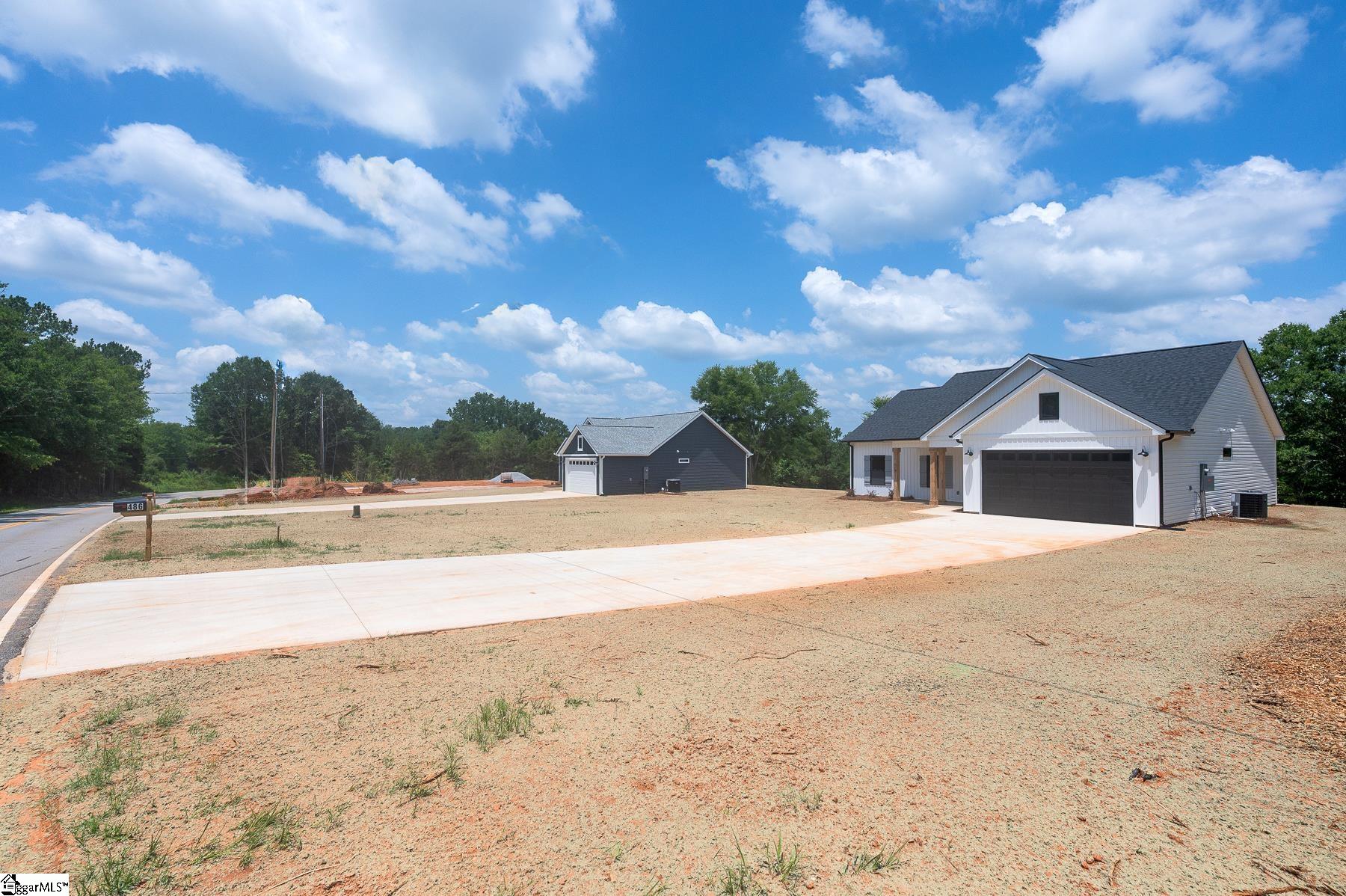 486 Hellams Road Gray Court, SC 29645