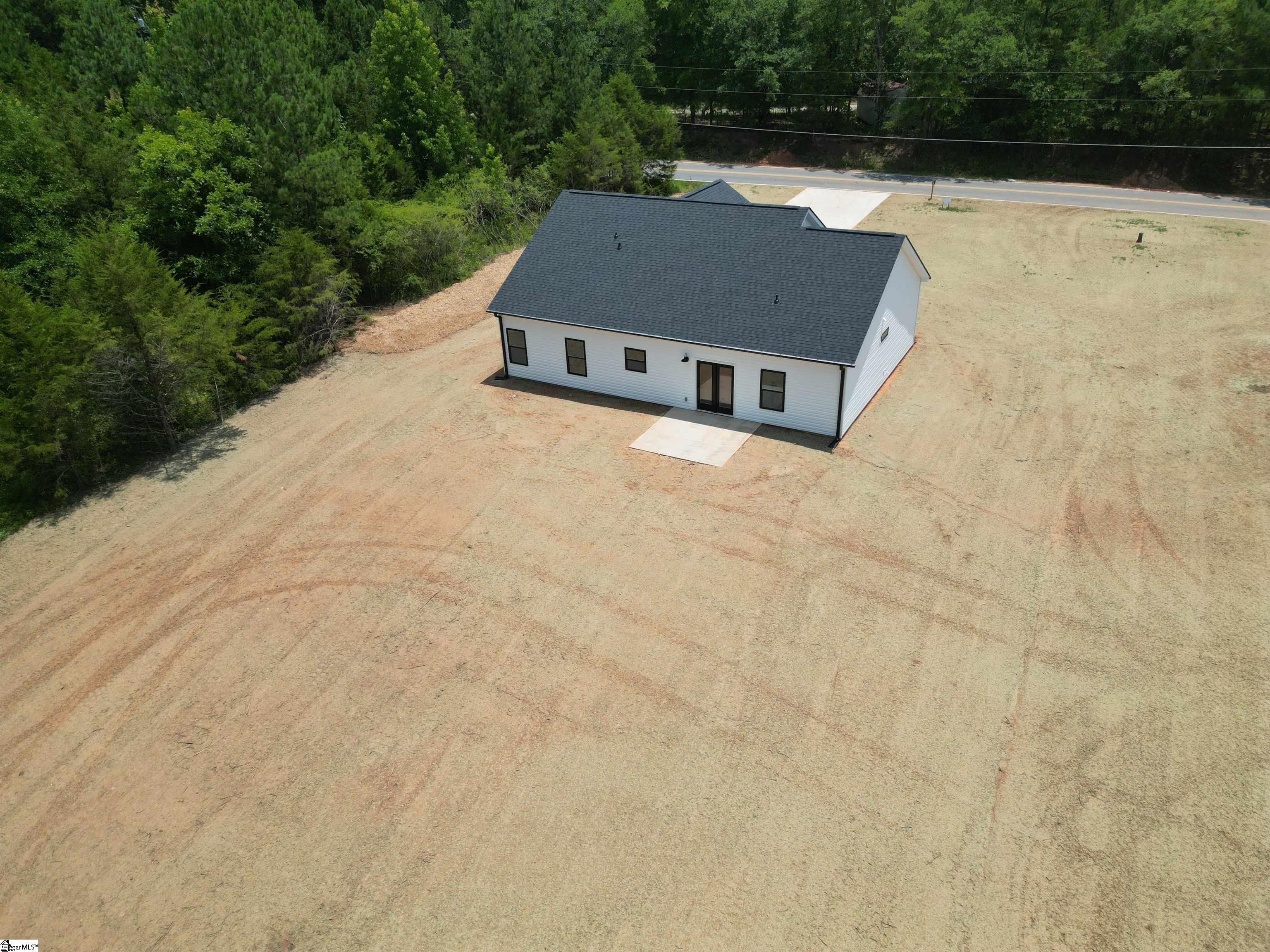 486 Hellams Road Gray Court, SC 29645
