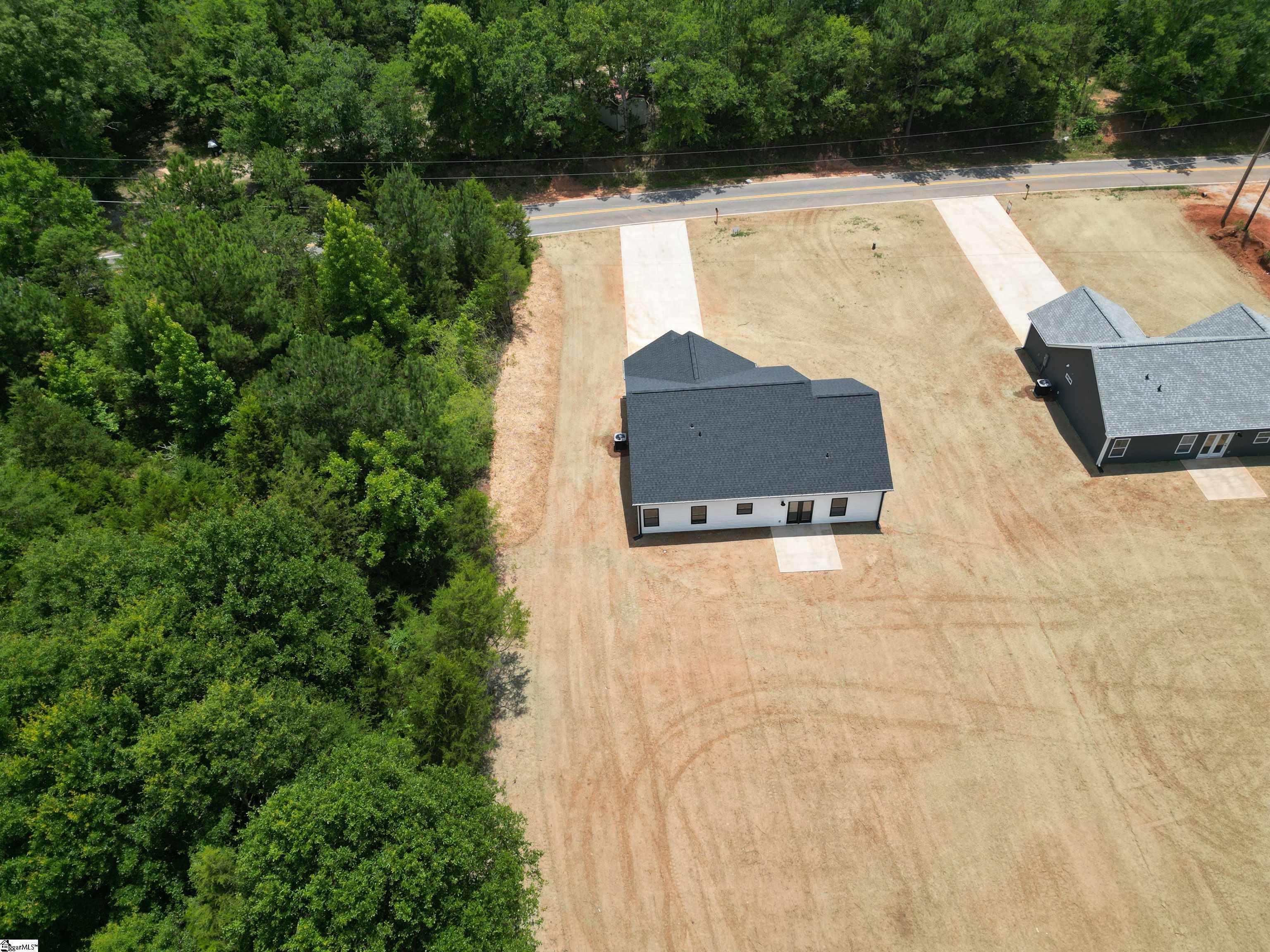 486 Hellams Road Gray Court, SC 29645
